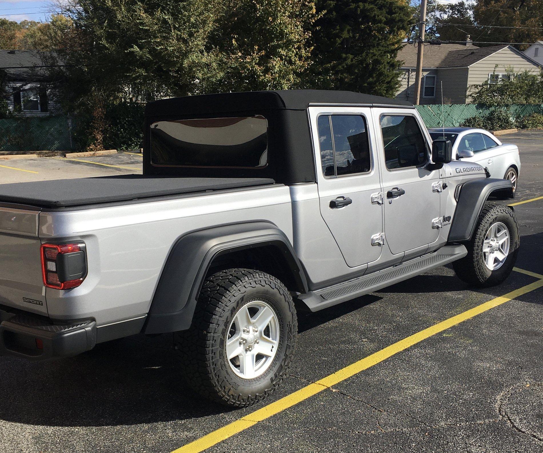 Jeep Gladiator $450 obo Feeler F/S stock JT Rubicon Falken AT3 Tires 58D6CD89-E570-4A3F-90DB-76594097DCAC