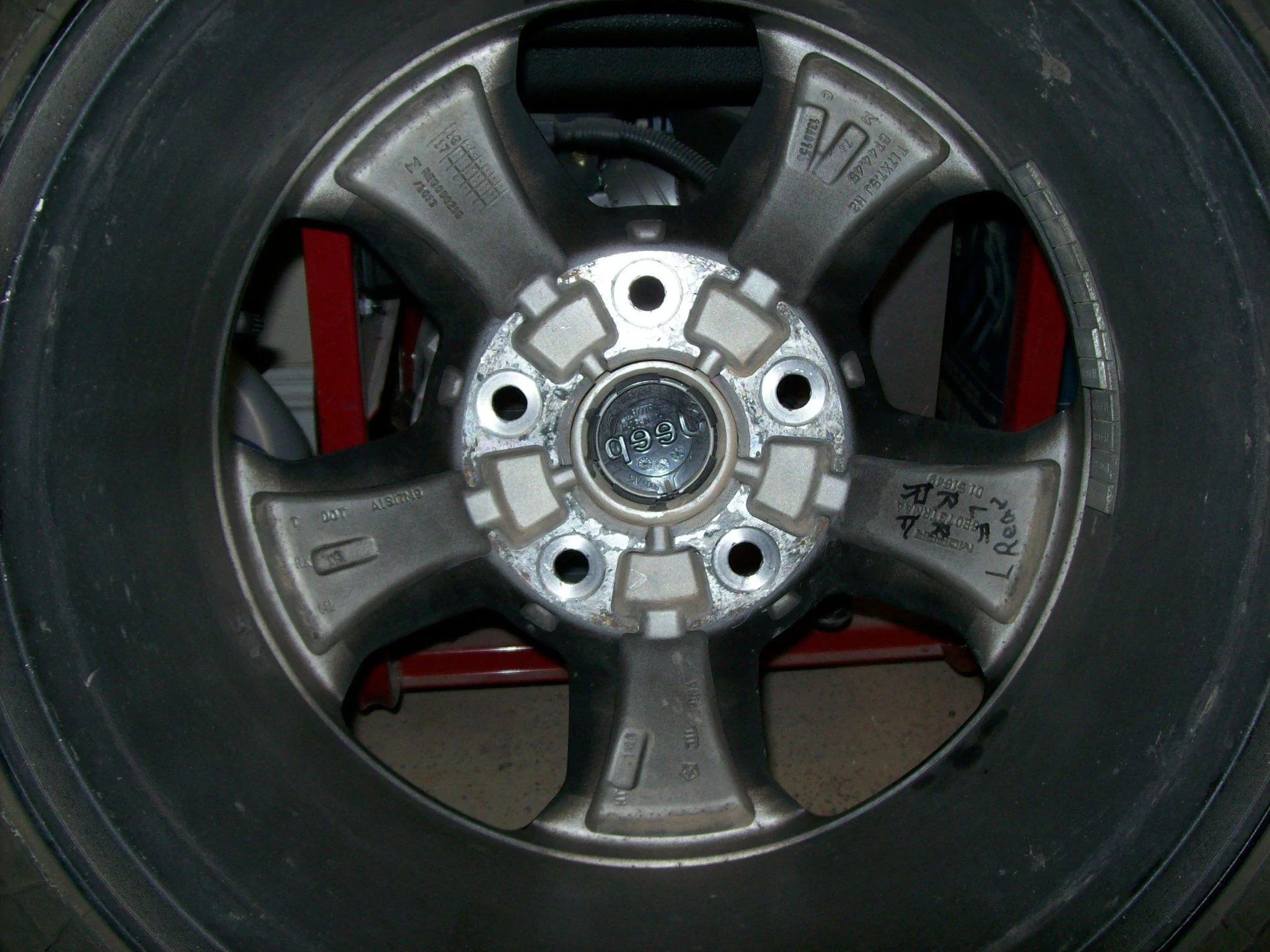 Jeep Gladiator Gladiator wheels on a Jk 101_1720