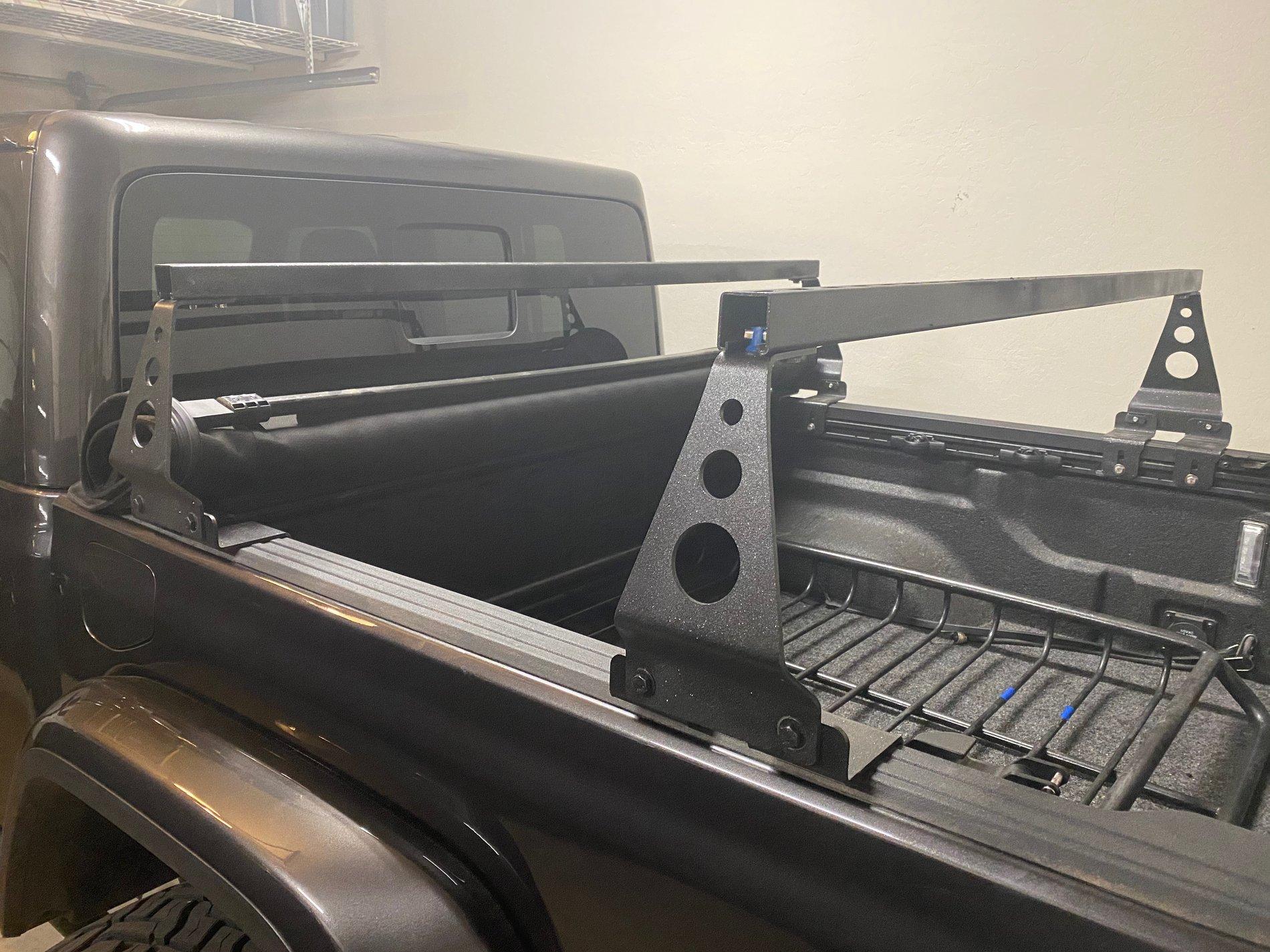 Jeep Gladiator Bed cover with rack gladiatorrack-2-jpe
