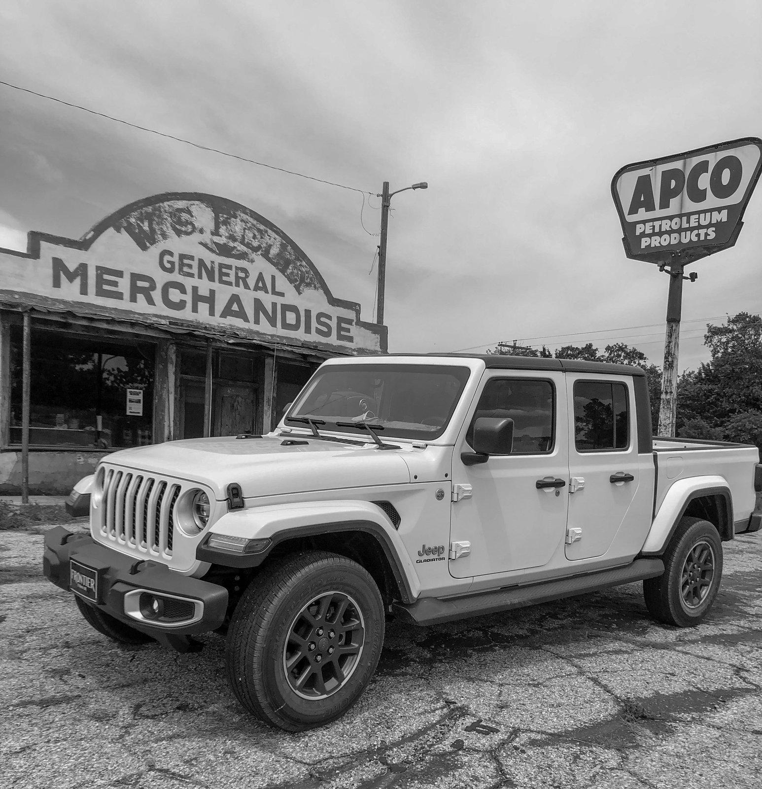 Jeep Gladiator How Does your Gladiator look in black and white photography? IMG_1553_edited_edited bw