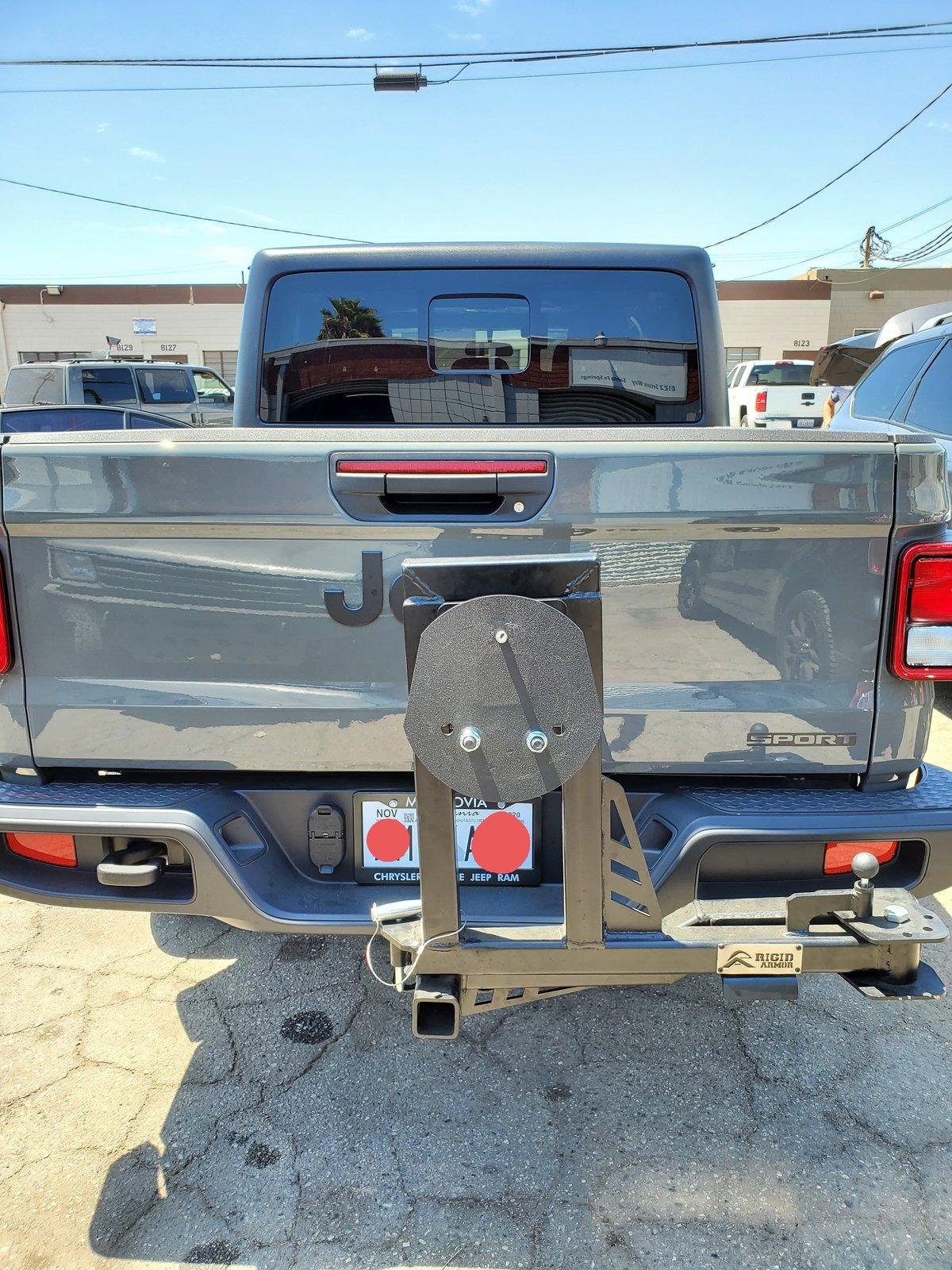 Jeep Gladiator Tire Hitch Custom Made by Rigid Armor 20200815_144125