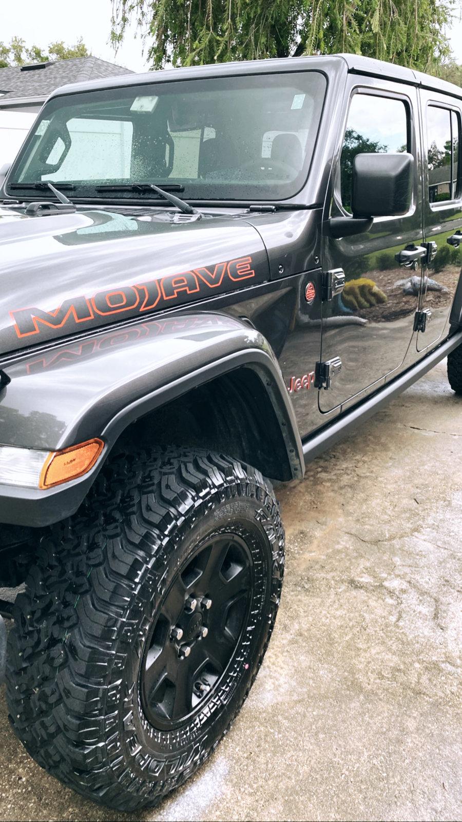 Jeep Gladiator 2020 Gladiator Mojave I just picked up, as well as a question about bumpers F6CB531B-2CA8-40B4-973D-4BDEB97BBCB5