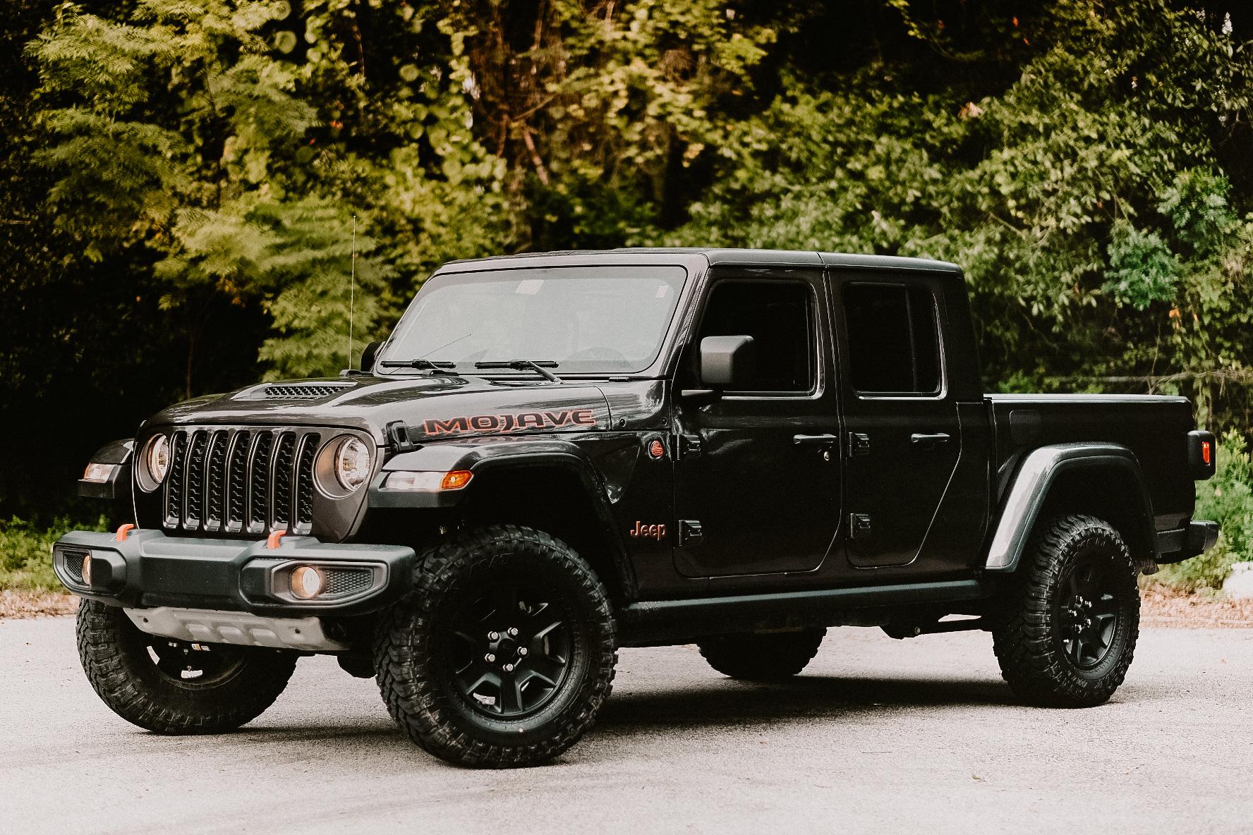Jeep Gladiator 2020 Gladiator Mojave I just picked up, as well as a question about bumpers EE81A6FE-C417-4B47-828E-FBABFBC945CF