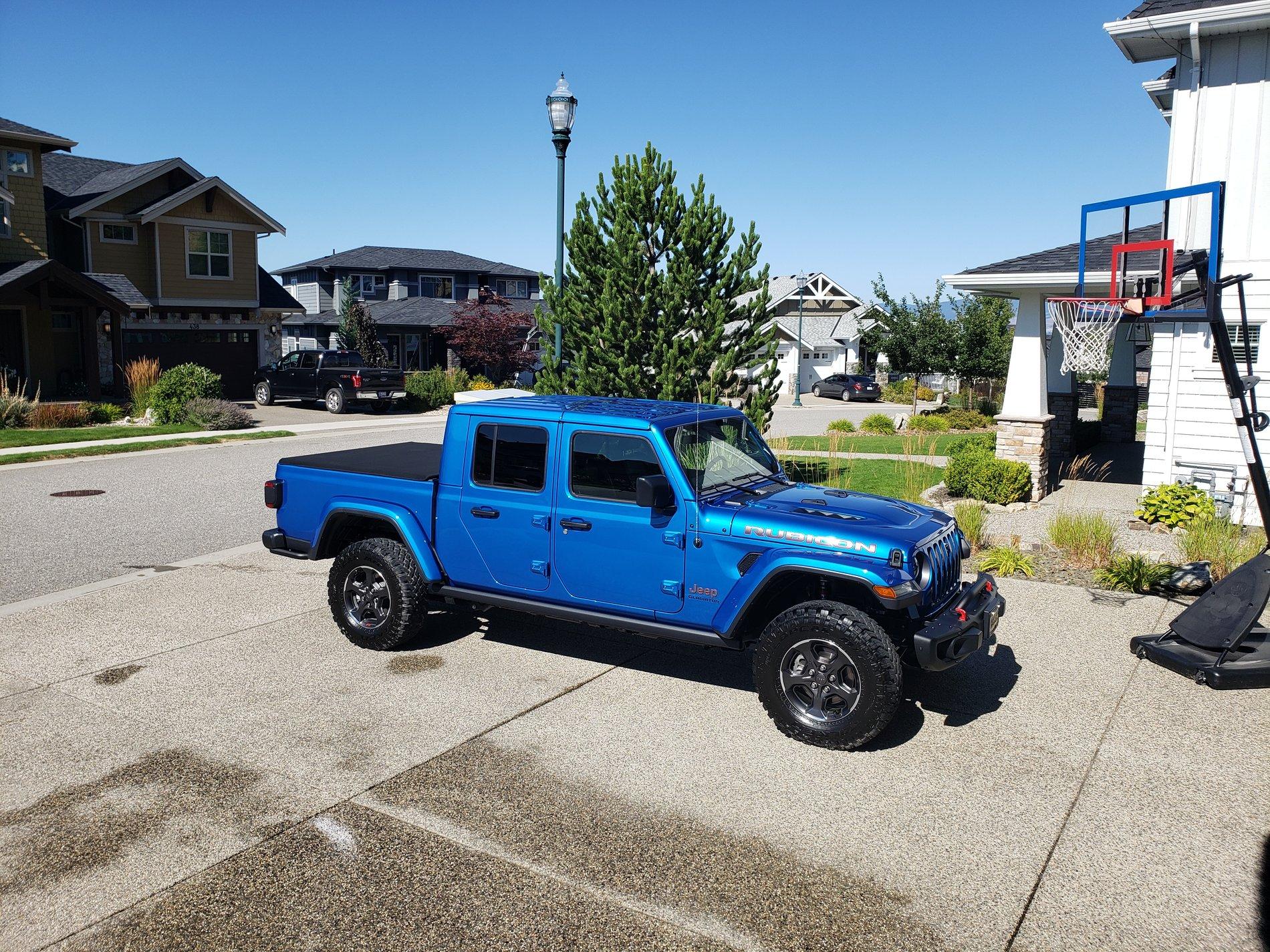 Jeep Gladiator HYDRO BLUE PEARL Gladiator JT Club 20200815_153035