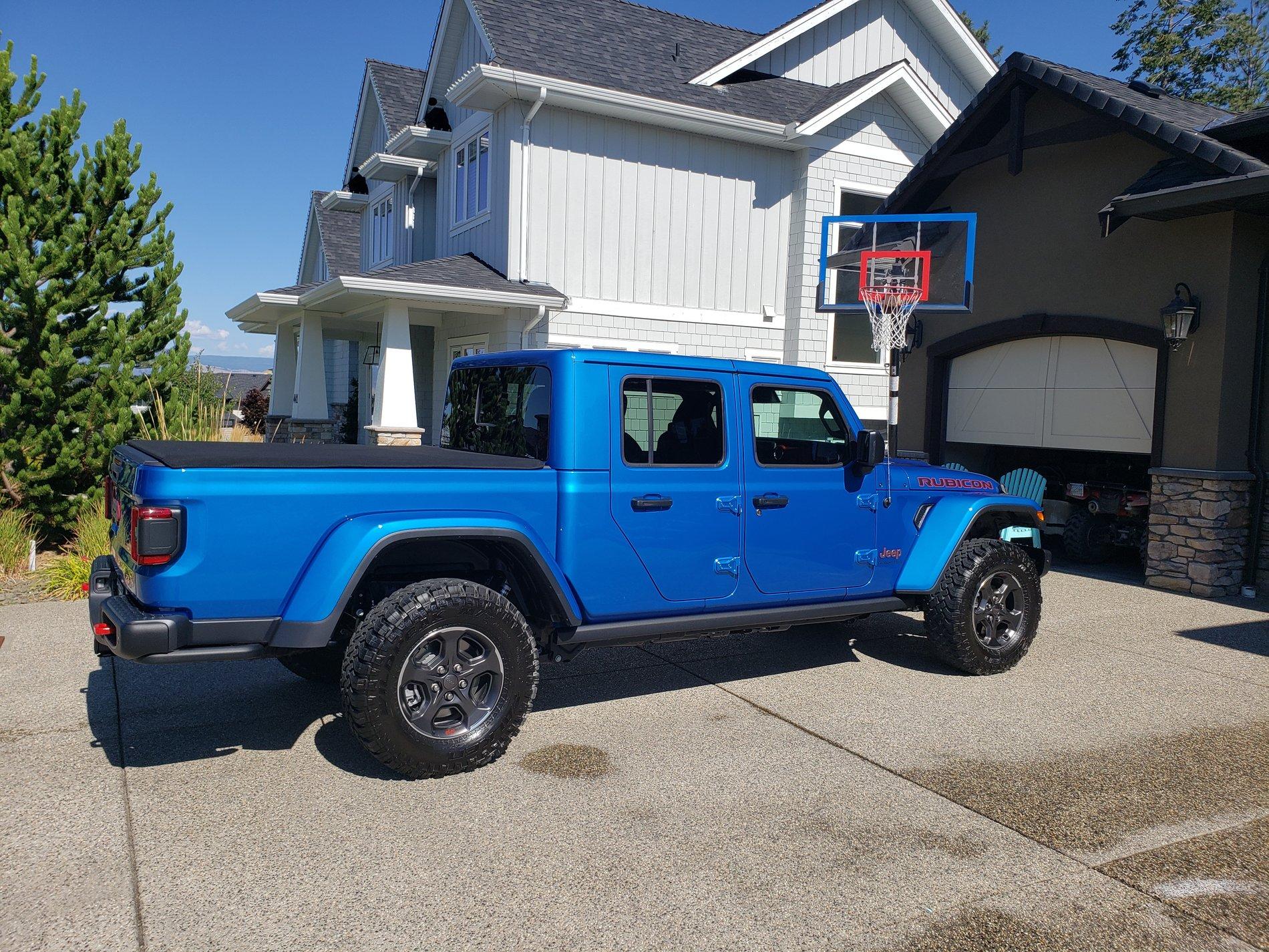 Jeep Gladiator HYDRO BLUE PEARL Gladiator JT Club 20200815_153000