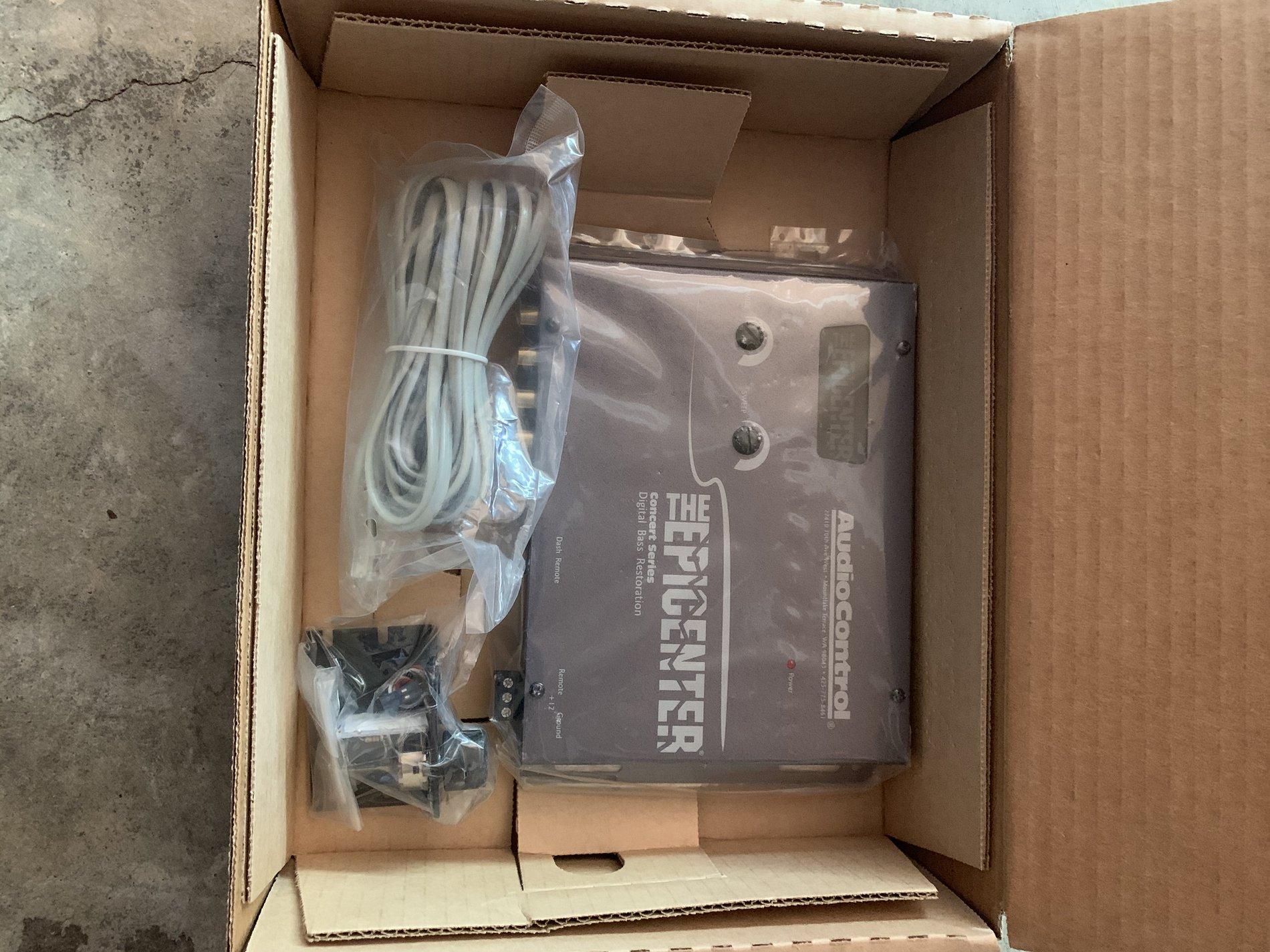Jeep Gladiator Audio Gear for sale 25202EFF-8732-4896-8114-48281C809AF1