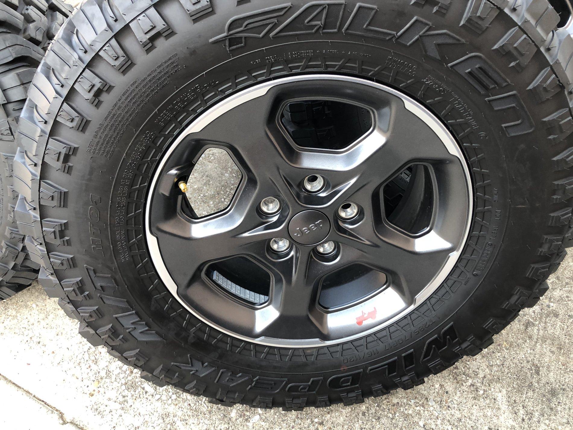 Jeep Gladiator JT Rubicon Wheels/Tires Plus Spare (Under 500 Miles) - $1,000 IMG_2441