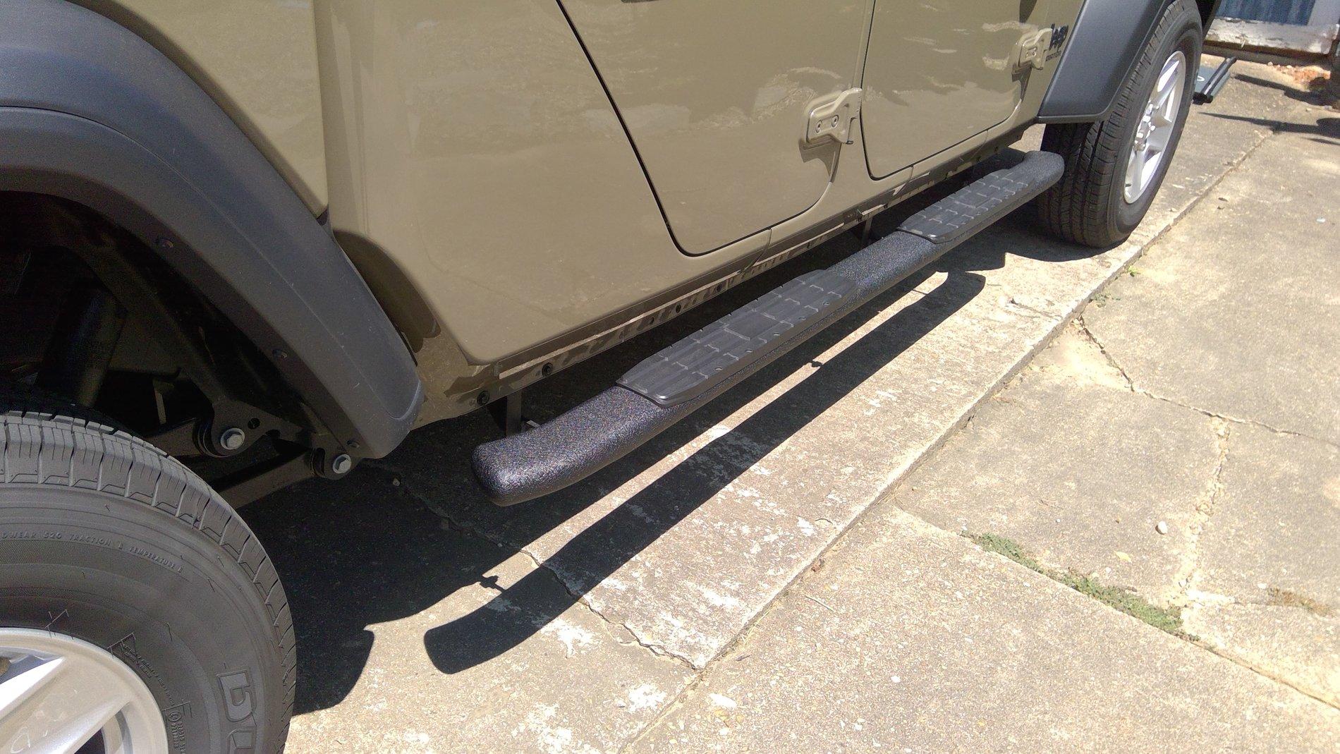 Jeep Gladiator Which Side Steps Should I Get? Jeep side ste