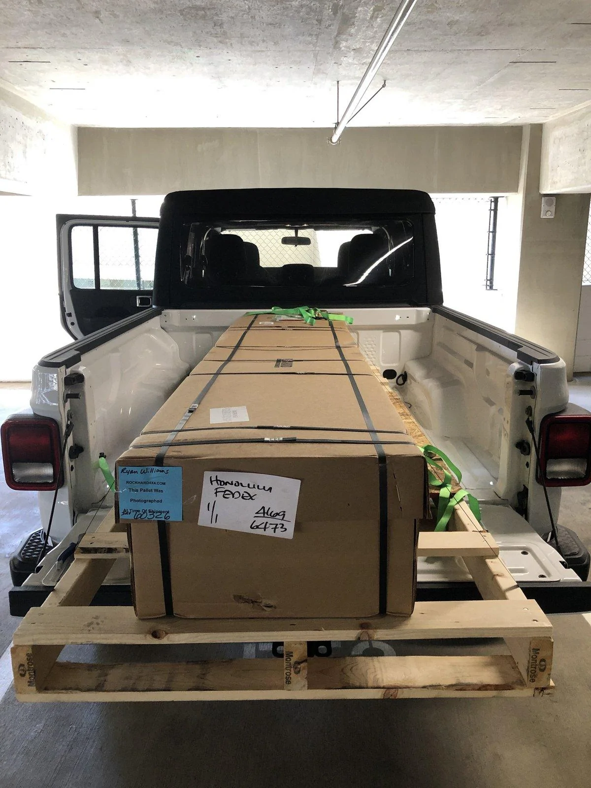 Jeep Gladiator Rock hard 4x4 rock rails installed IMG_2564
