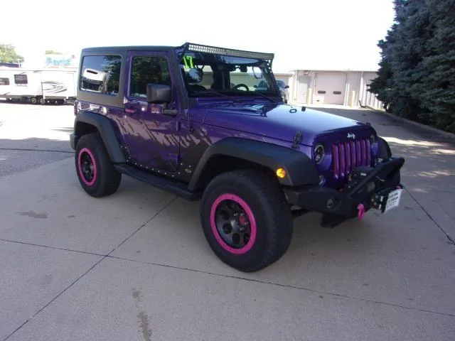 Jeep Gladiator Below Invoice Discussion @ Motor Inn of Spirit Lake 328F1069-16D7-4F12-8D15-9B1E4241009D