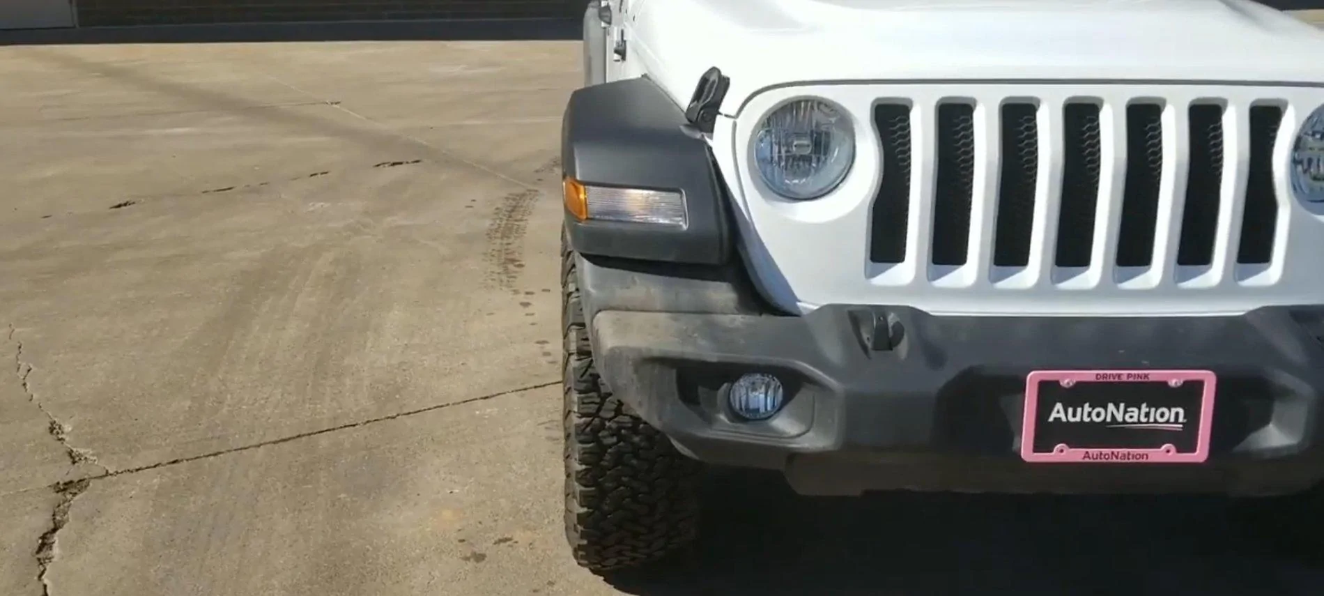Jeep Gladiator Will sport s fender width fit Rubicon wheels? Screenshot_20200820-130343_YouTu