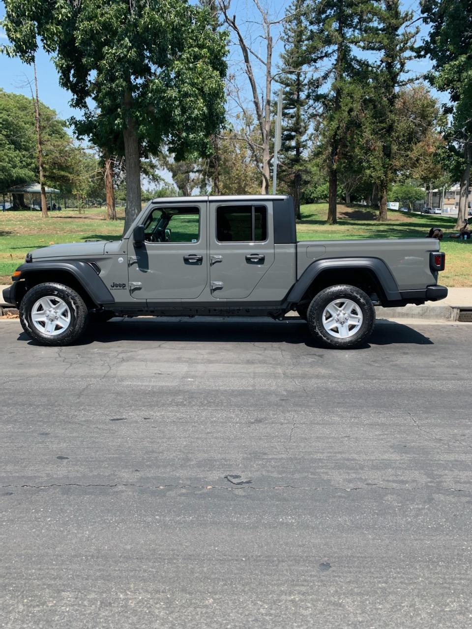 Jeep Gladiator STING GRAY Gladiator JT Club IMG_4755