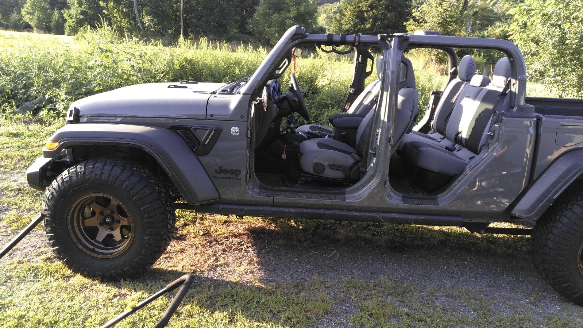 Jeep Gladiator STING GRAY Gladiator JT Club KIMG1474.JPG