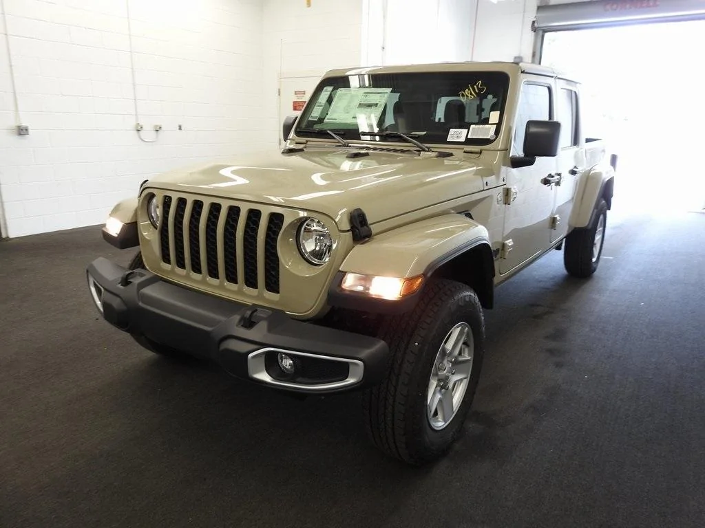 Jeep Gladiator Below Invoice Discussion @ Motor Inn of Spirit Lake EF6AE86F-29B8-4157-A83F-2CE459A076B3