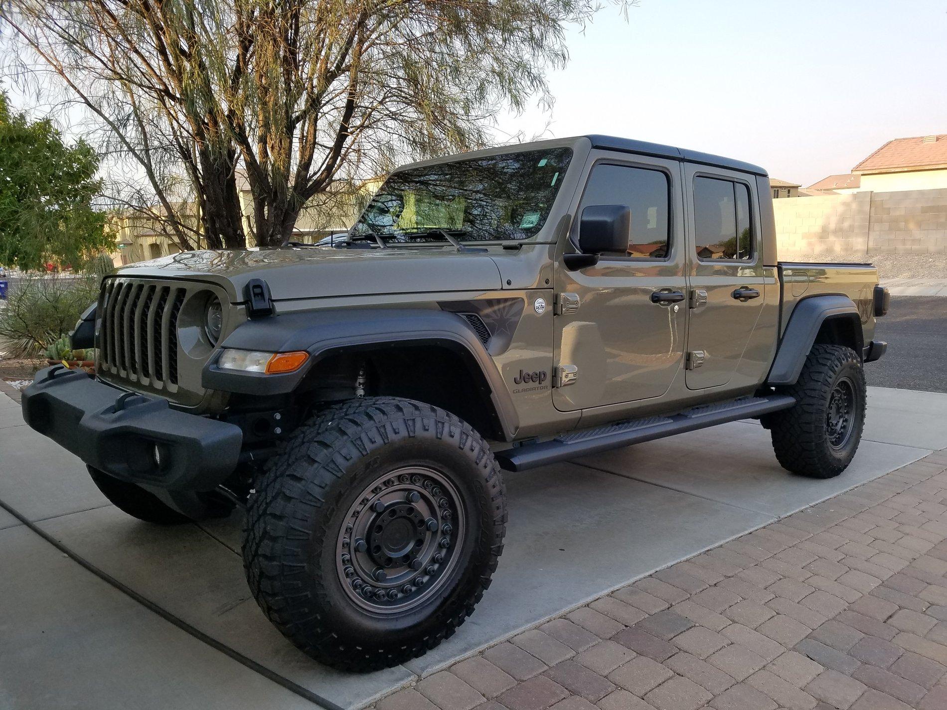 Jeep Gladiator Had my Uconnect acting weird today. 20200821_174033