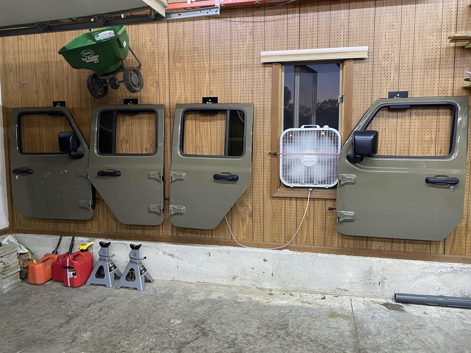 Jeep Gladiator Arc off road door hangers distance between each hanger F9C1CC0C-A4C5-4CB3-805A-54D800AC3B52