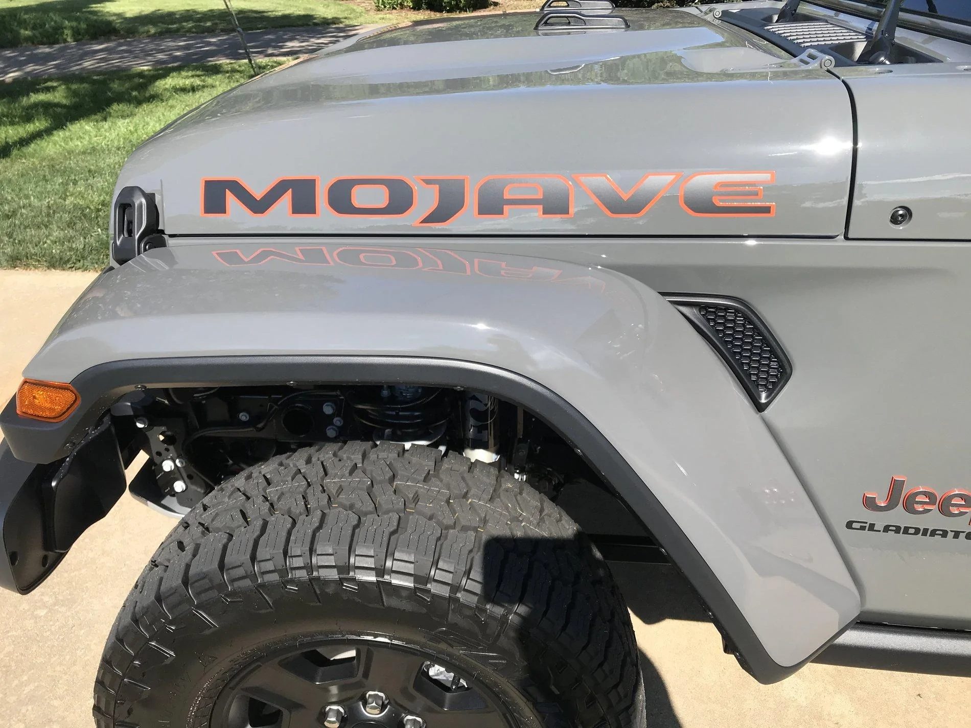 Jeep Gladiator 2020 Gladiator Mojave 3E4D3851-E31A-4901-8FCA-1DB71E232804