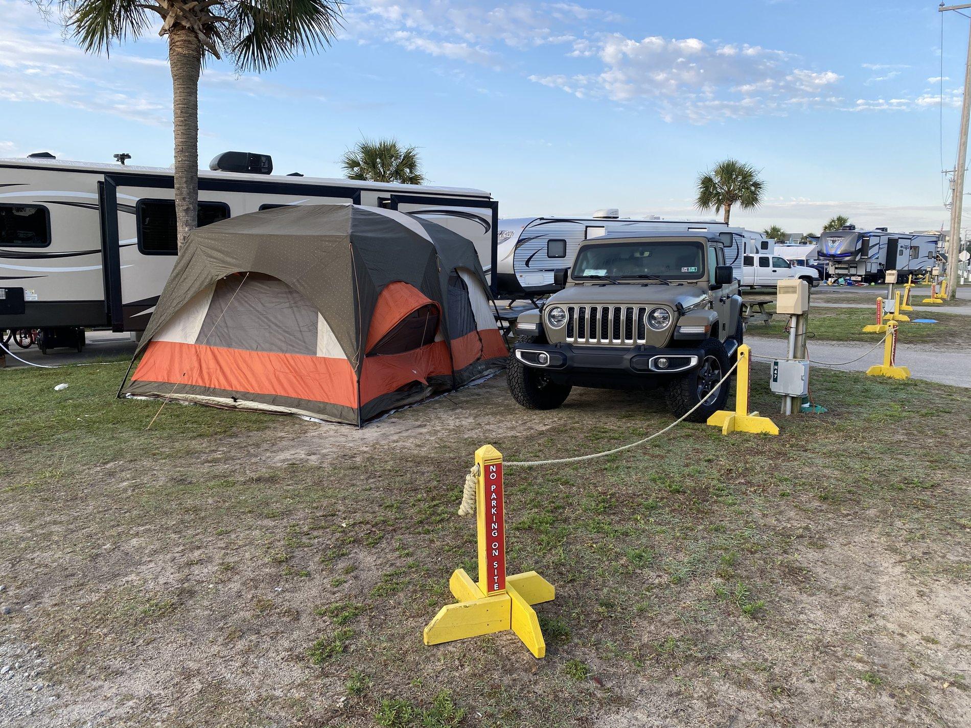 Jeep Gladiator Camping with your Gladiator CBD111BF-AE84-4E4B-96E7-80726C7E7FB4