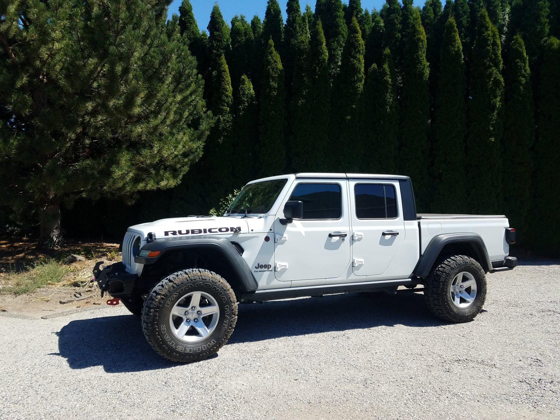 Jeep Gladiator Lets see all those Gladiators with lifts and bigger tires! JT
