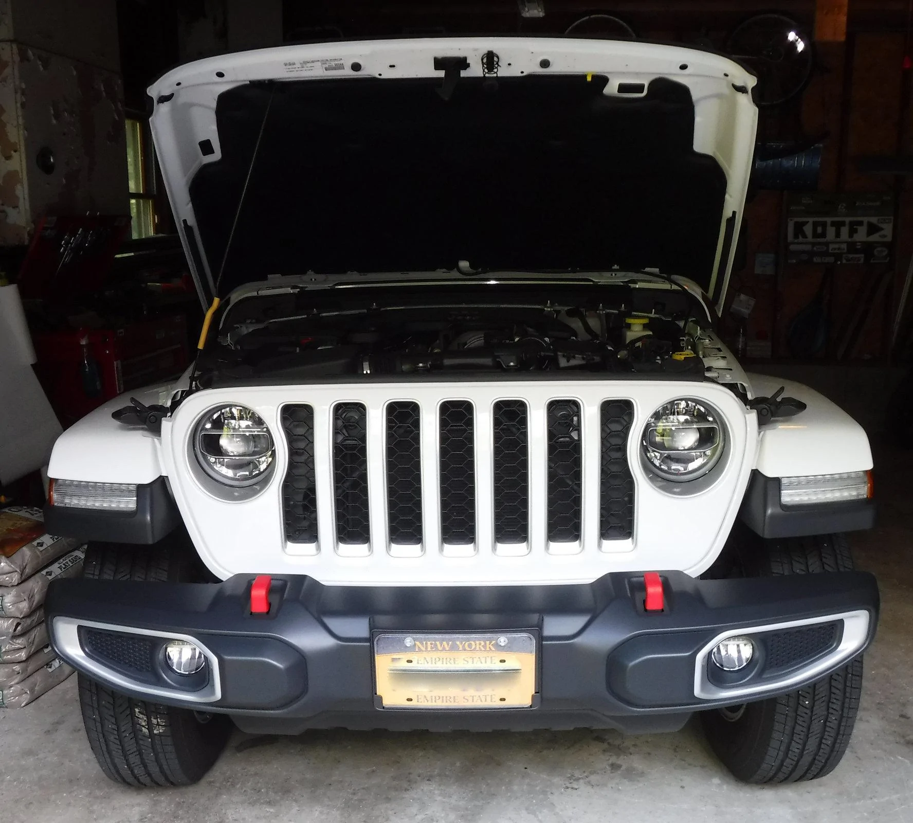 Jeep Gladiator It's doable, if I can do it, anyone can do it. DSCF3400