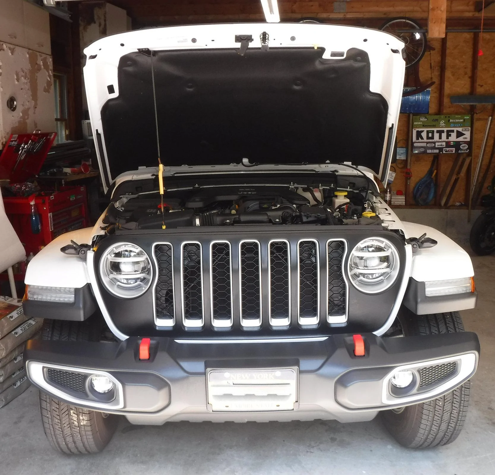 Jeep Gladiator It's doable, if I can do it, anyone can do it. DSCF3405