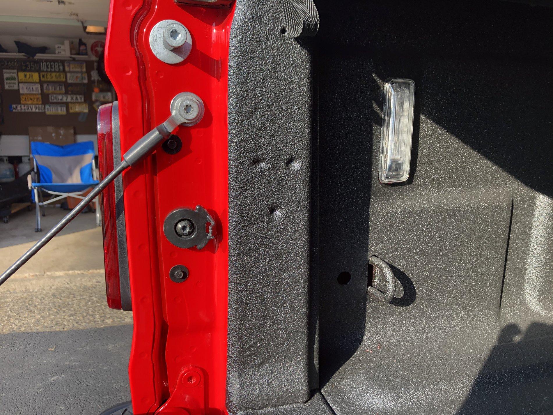 Jeep Gladiator Installed ACE bed extender 35394361-49D2-4EB0-B4A9-B01236196CF1
