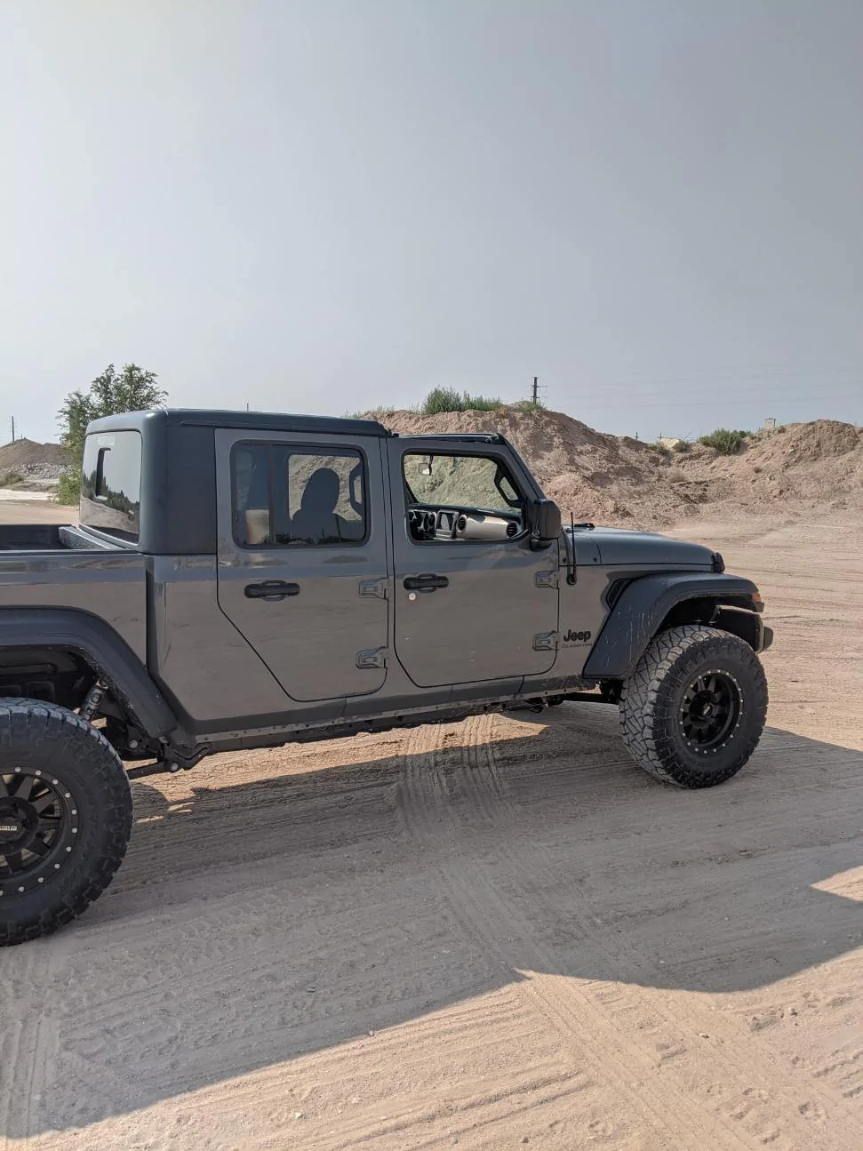 Jeep Gladiator Pequod Sting Gray Build image000005