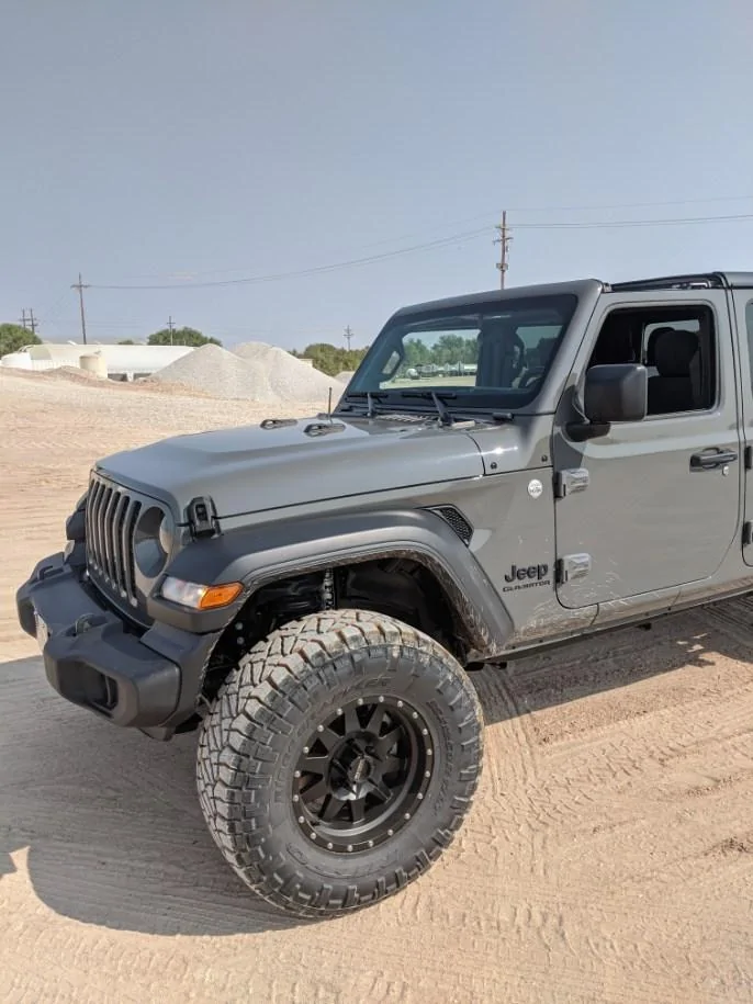 Jeep Gladiator Pequod Sting Gray Build image000007