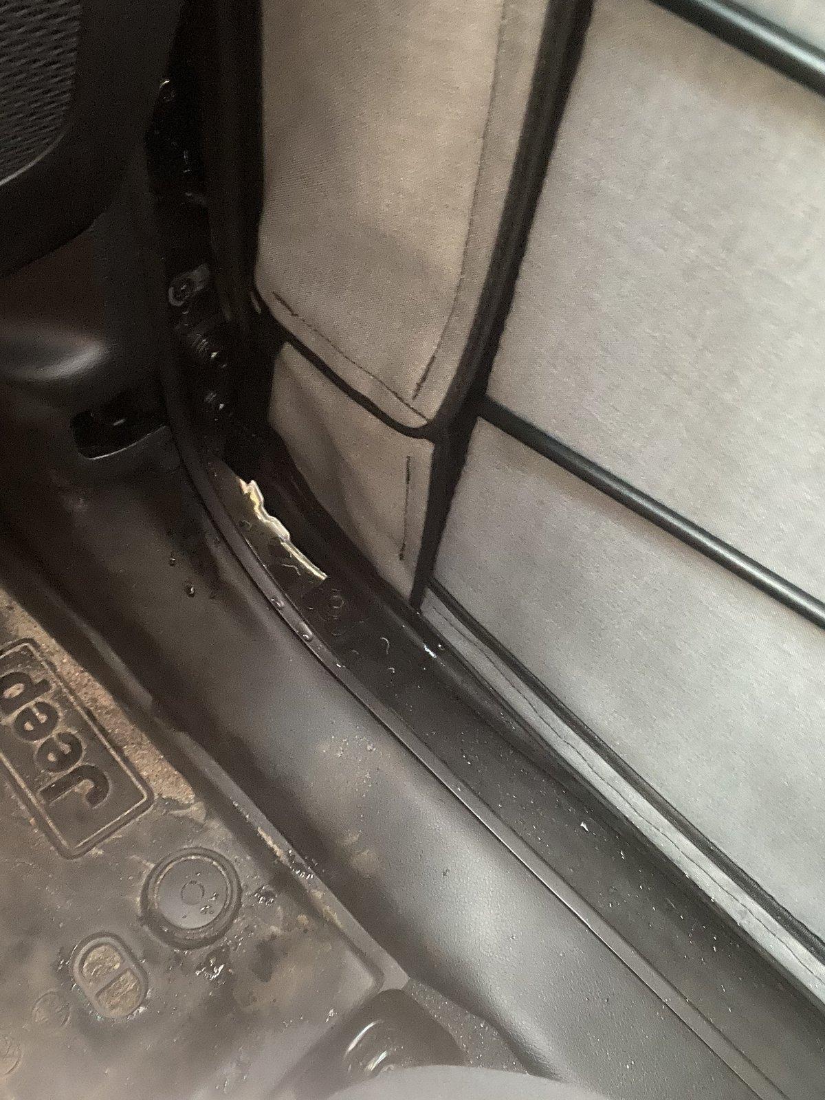 Jeep Gladiator Bestop 2-Piece Full Fabric Doors, Front JL SKU: 5175017 1820DF1B-77B5-4EBC-80C3-1CC7A71867AB