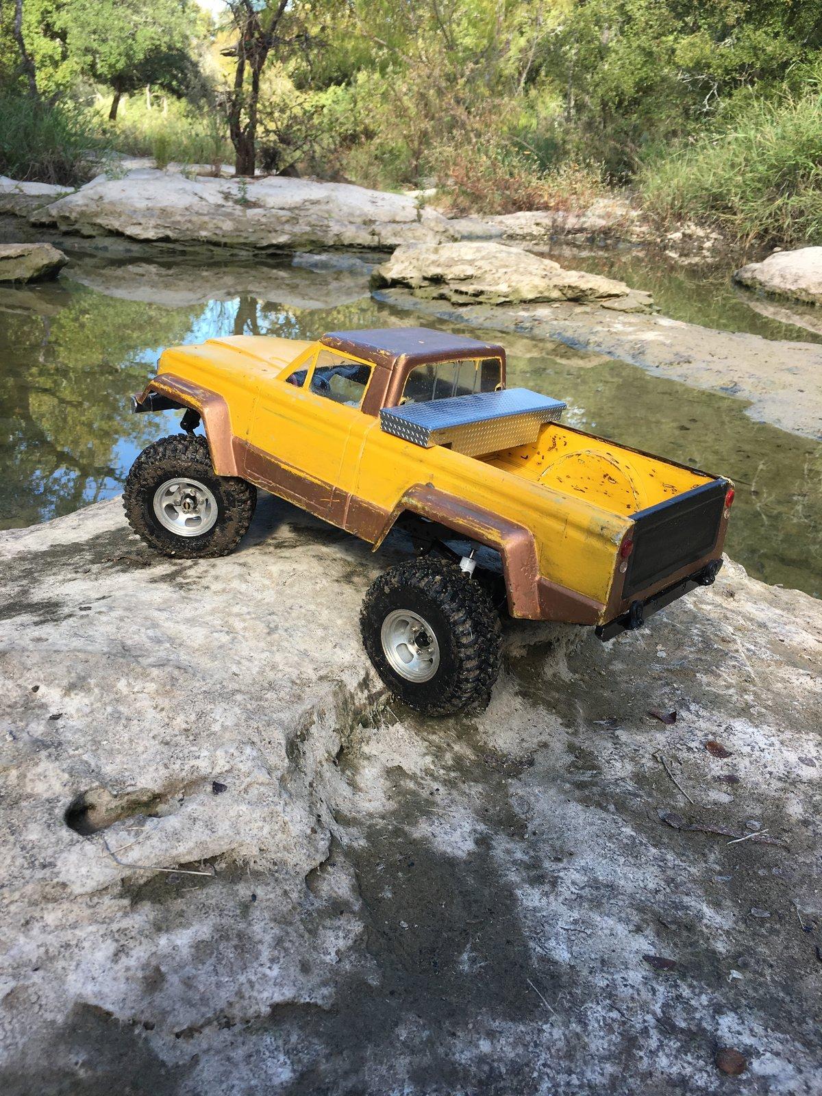Jeep Gladiator Toy/Hobby Pictures DCC4DC24-D543-47DF-B187-4456CFC357A1