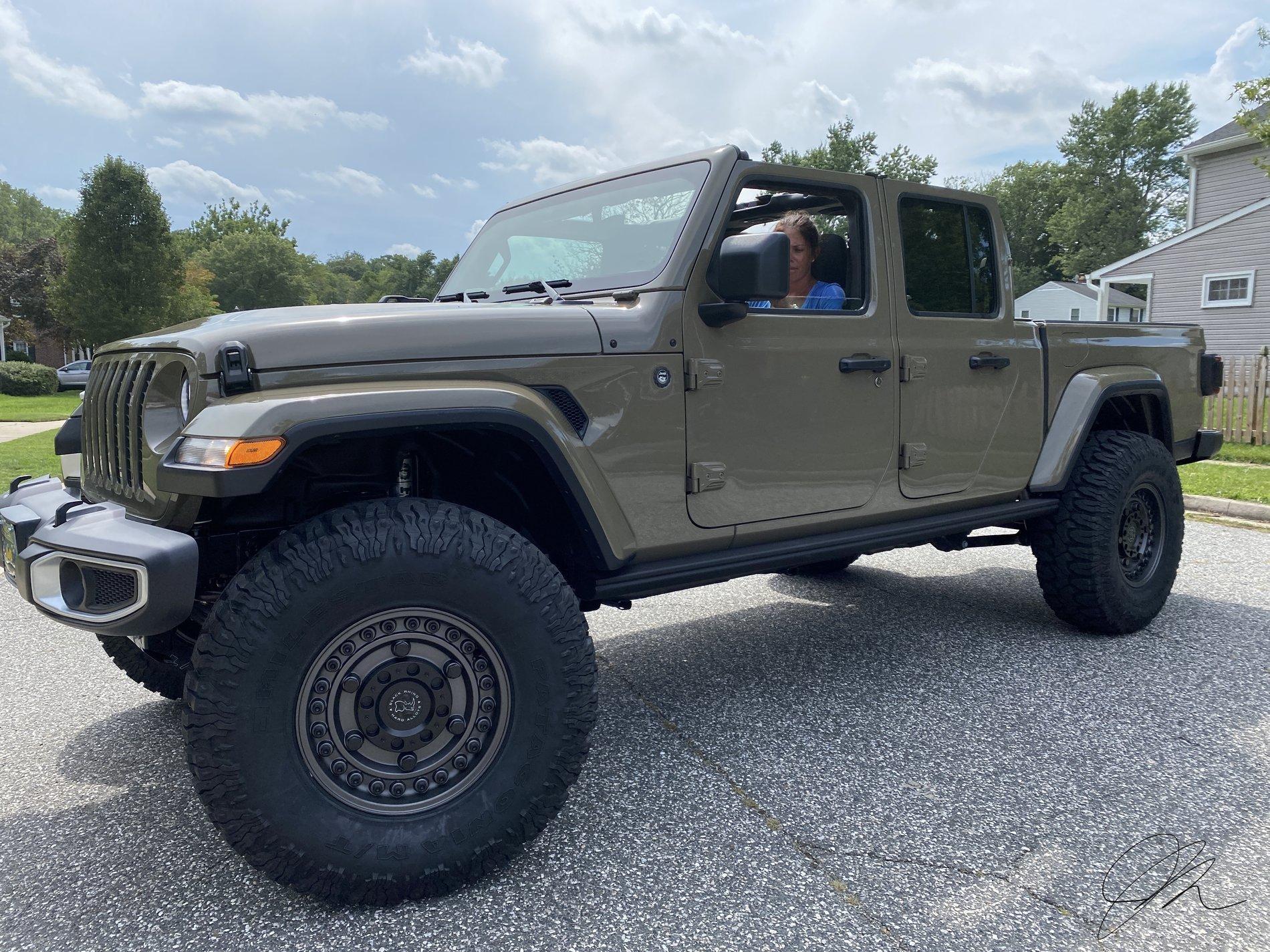 Jeep Gladiator GATOR Gladiator JT Club 61981632934__2CDF70A9-AF16-4E9E-9707-3183298427E9 copy