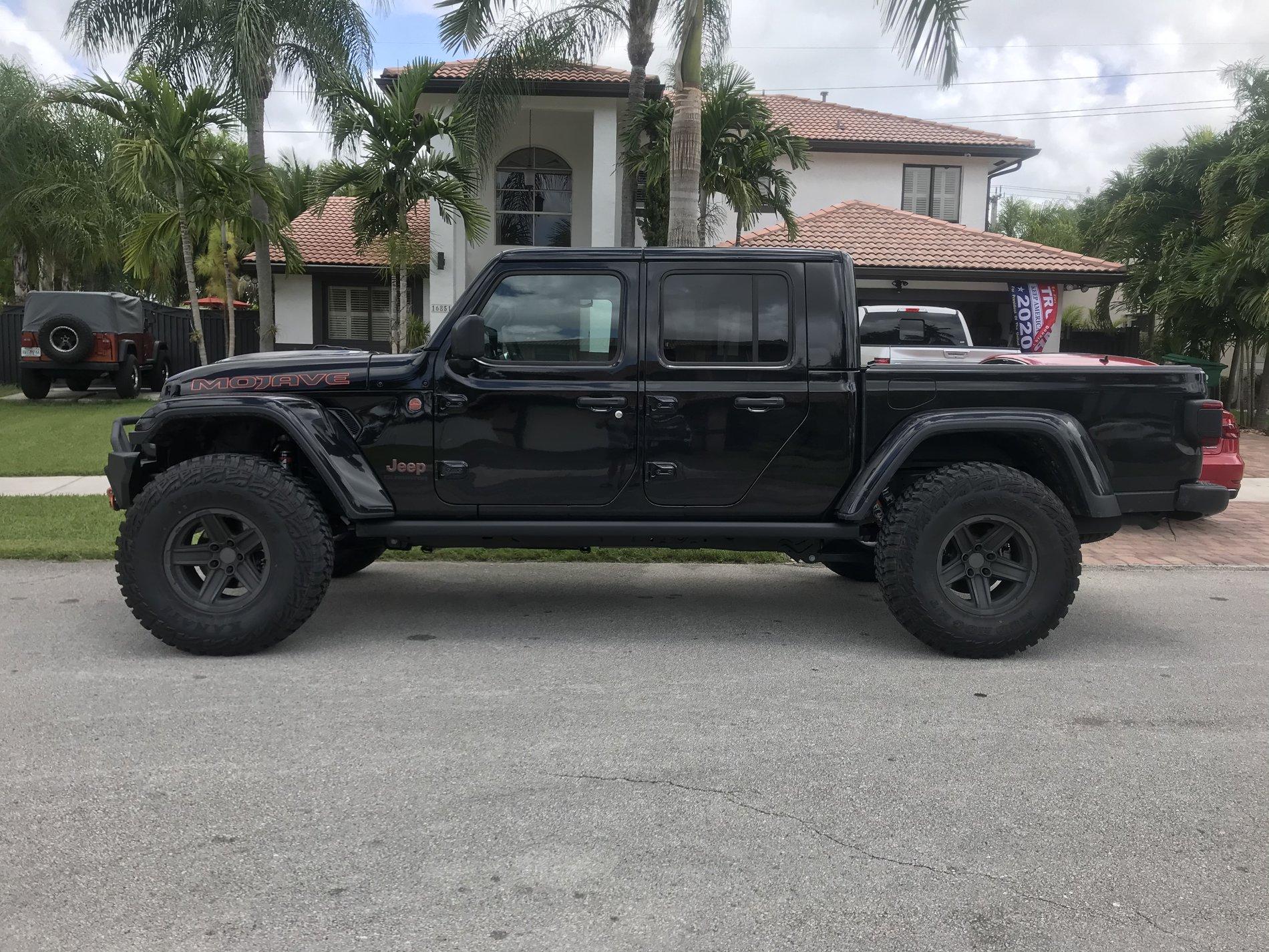 Jeep Gladiator Let's see those Mojave's and Mods 43A35C46-3646-43AA-B03B-F36C2177D1CA