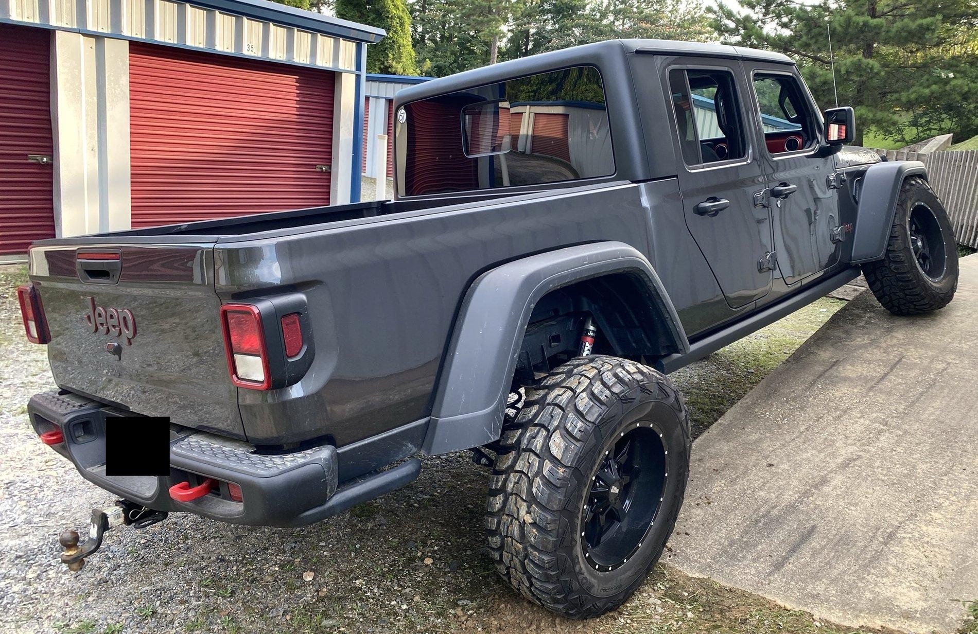 Jeep Gladiator 37″ vs 35″ Tires Side-by-Side Comparison Look IMG_2706