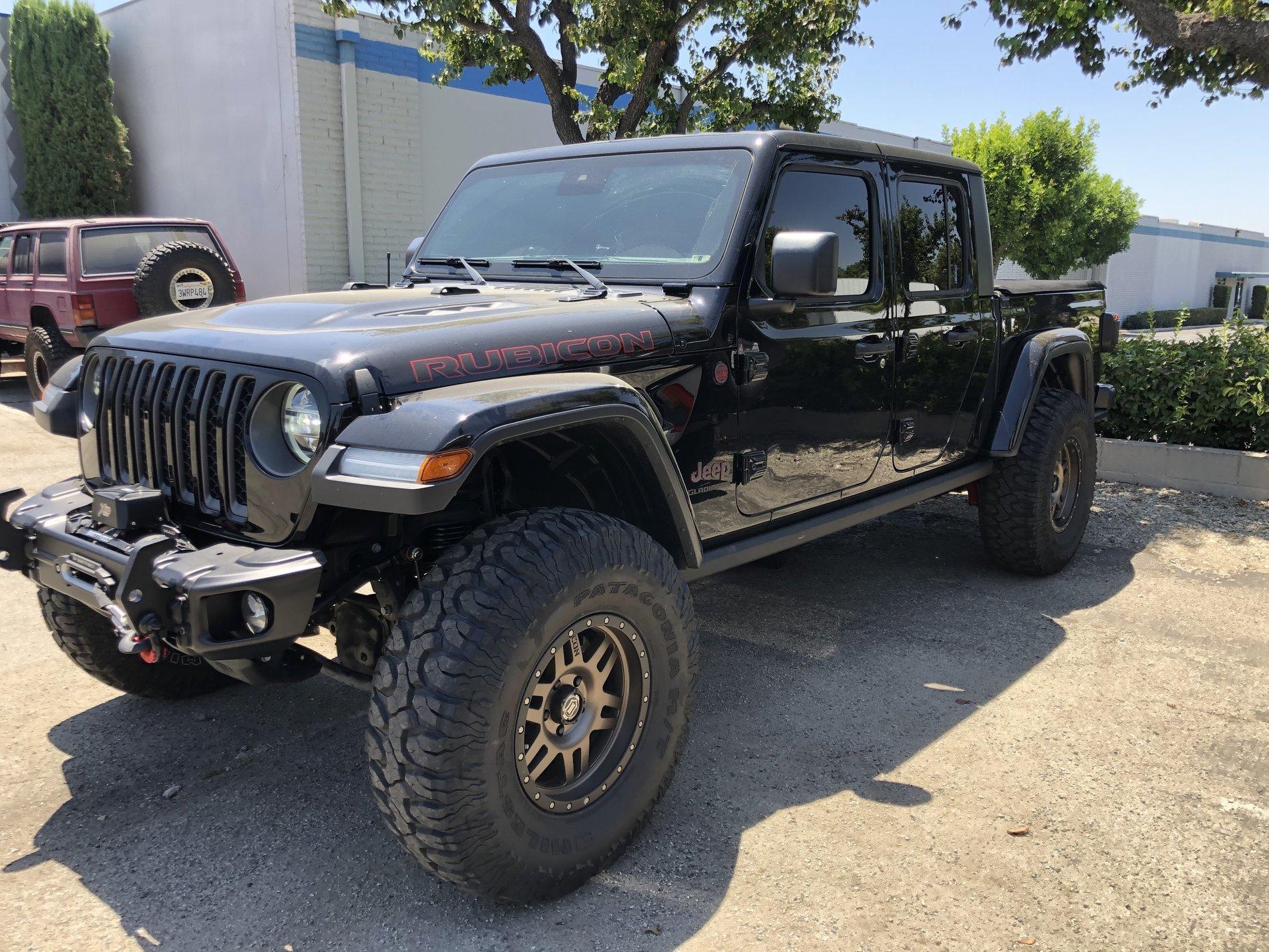 Jeep Gladiator $8900 lift kit...Do I need this? IMG_9978