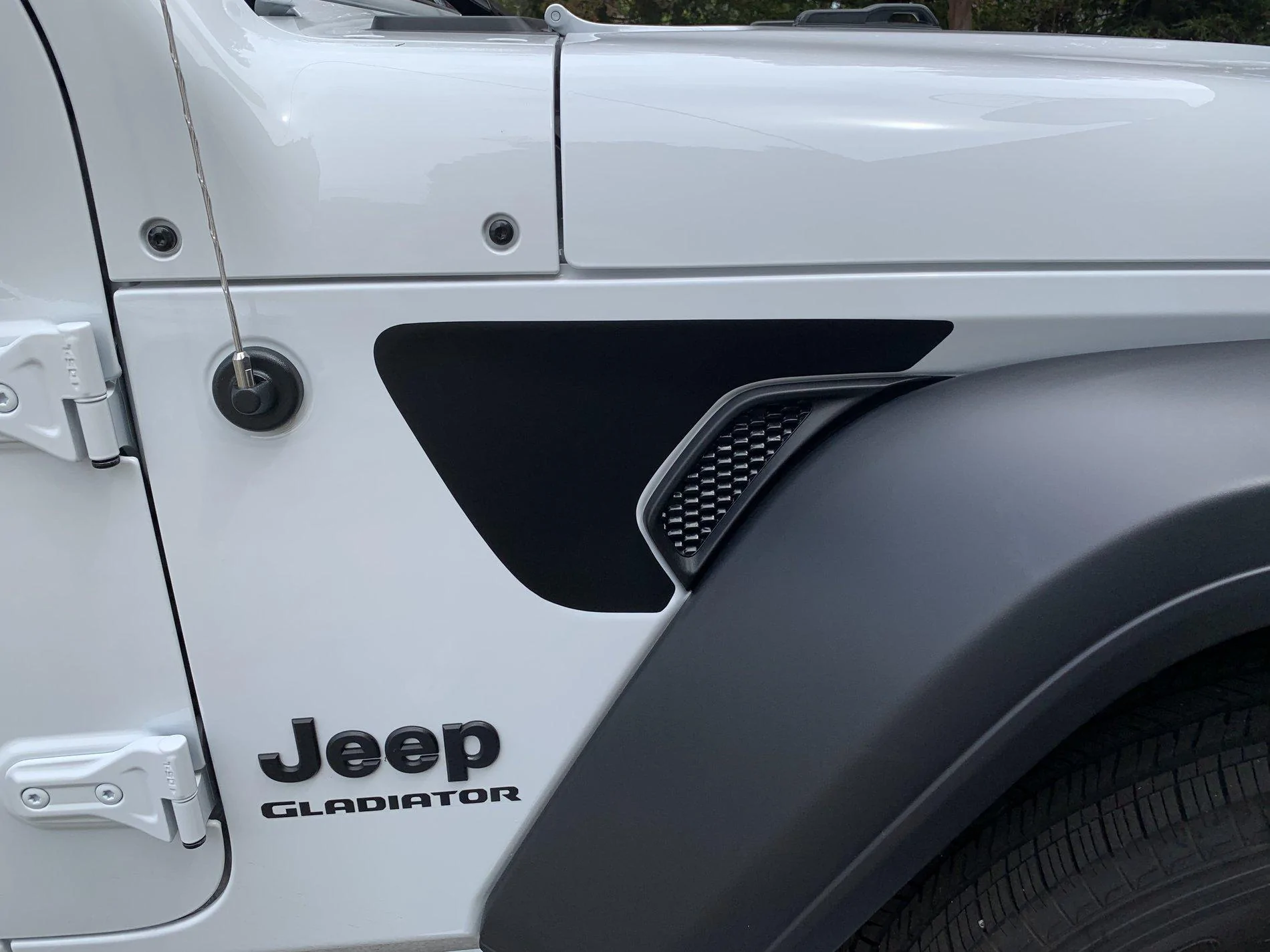 Jeep Gladiator Stickers and decal pics! IMG_2805