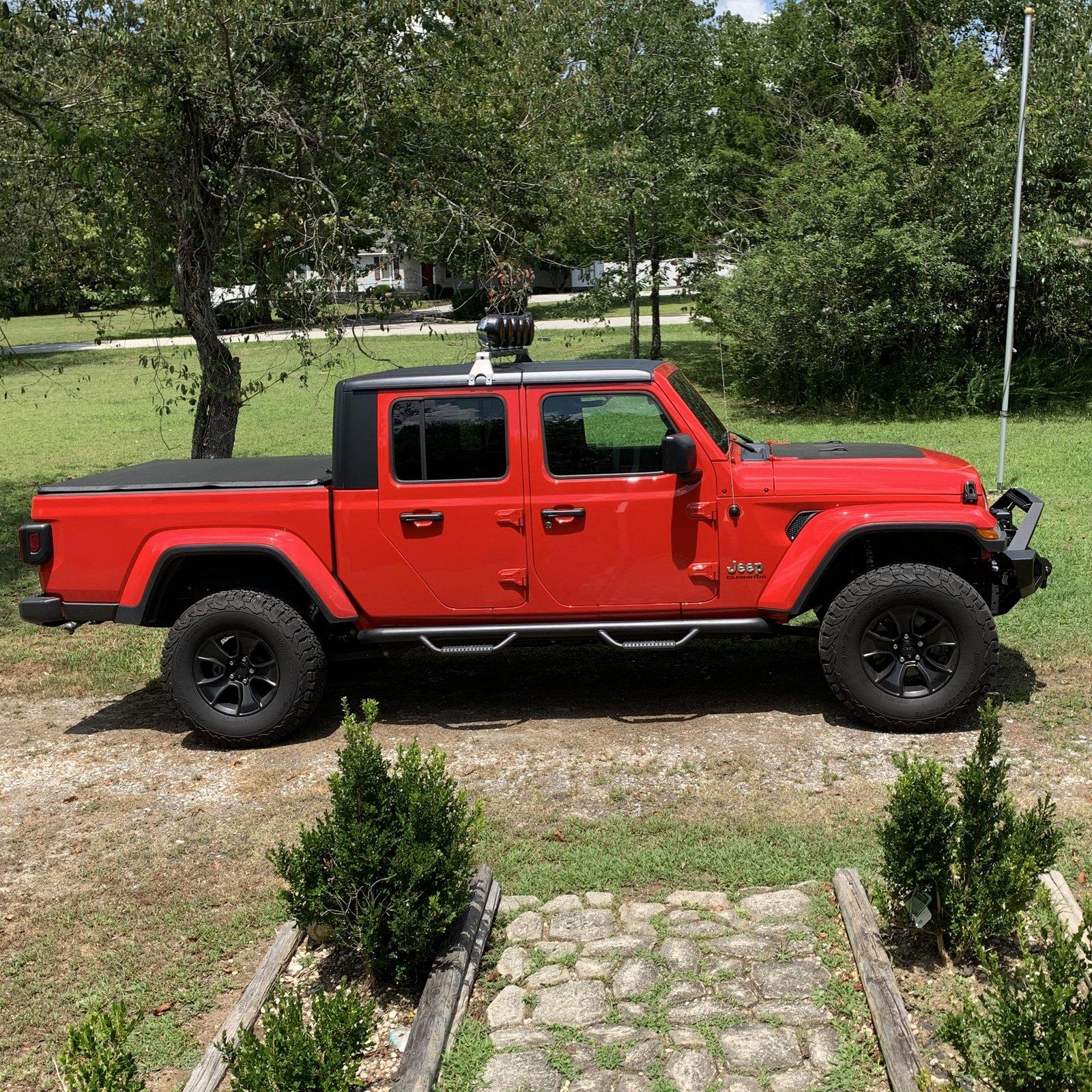 Jeep Gladiator Overland without Max Tow Package - Lift? Spacers? EE165226-B658-49D6-A02E-08084AFAE063