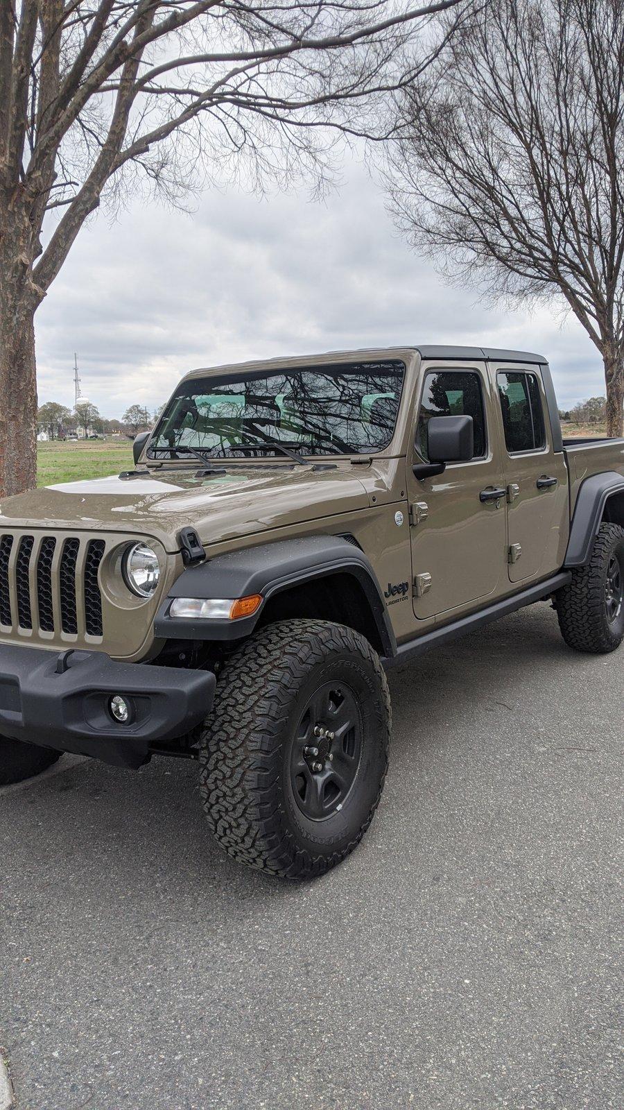 Jeep Gladiator What 35” AT ?? MVIMG_20200322_105510