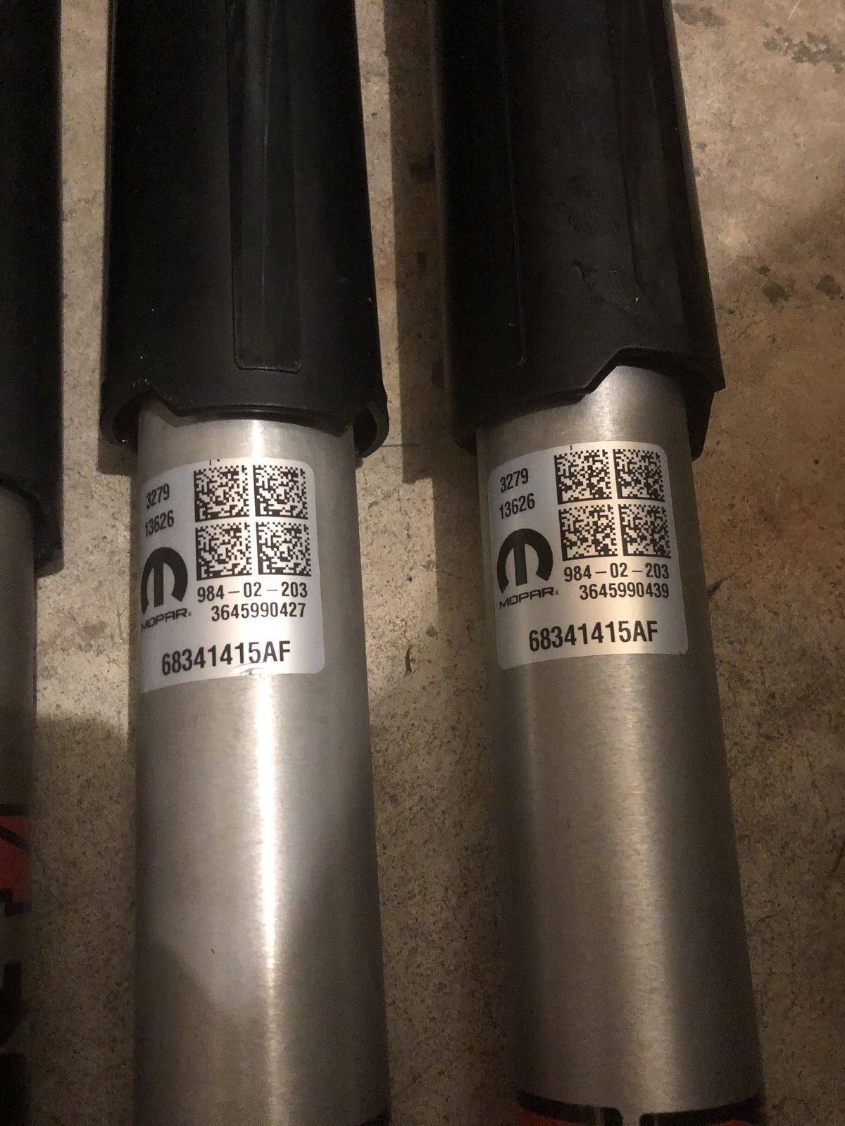 Jeep Gladiator Rubicon Fox Shocks IMG_8222