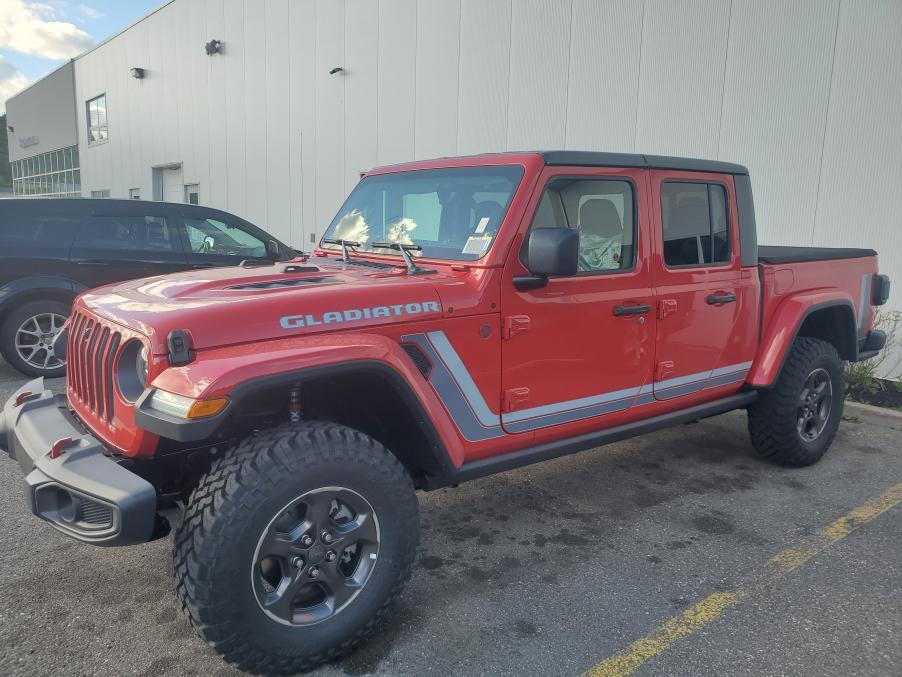 Jeep Gladiator JTR Firecracker Red w/ Retro Decal Package 20200826_175041