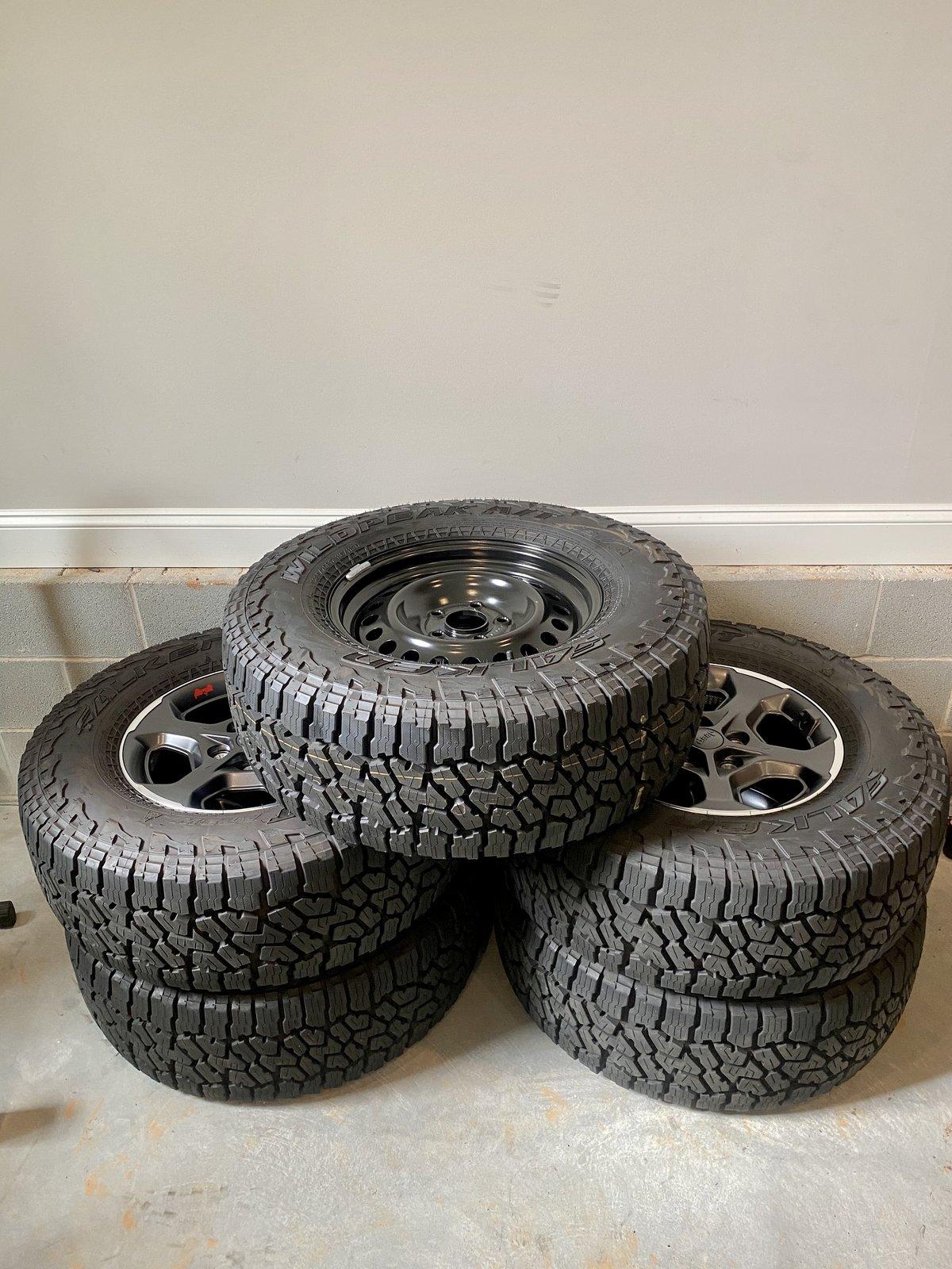 Jeep Gladiator Individual - JTR wheels and Falken ATs 891D2C20-4B2A-45A0-8DDA-638019C3666D