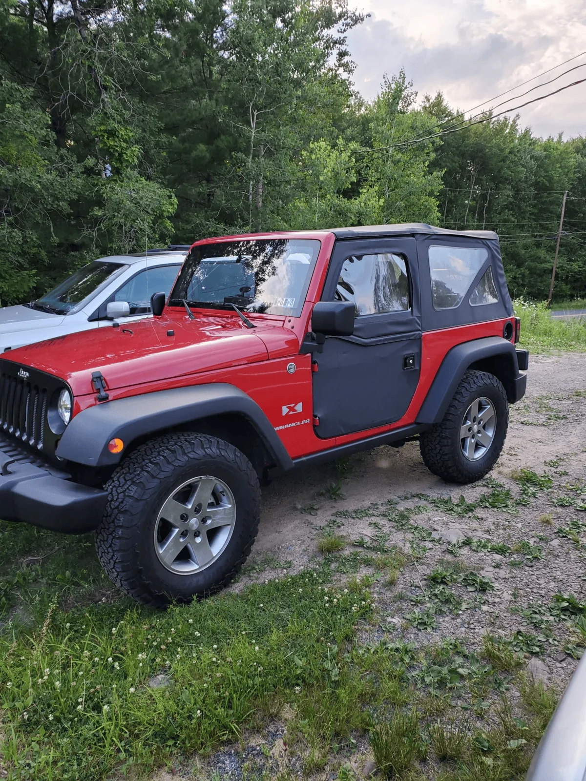 Jeep Gladiator Anyone have thoughts on going from a truck and wrangler to a Gladiator? 1598525579342