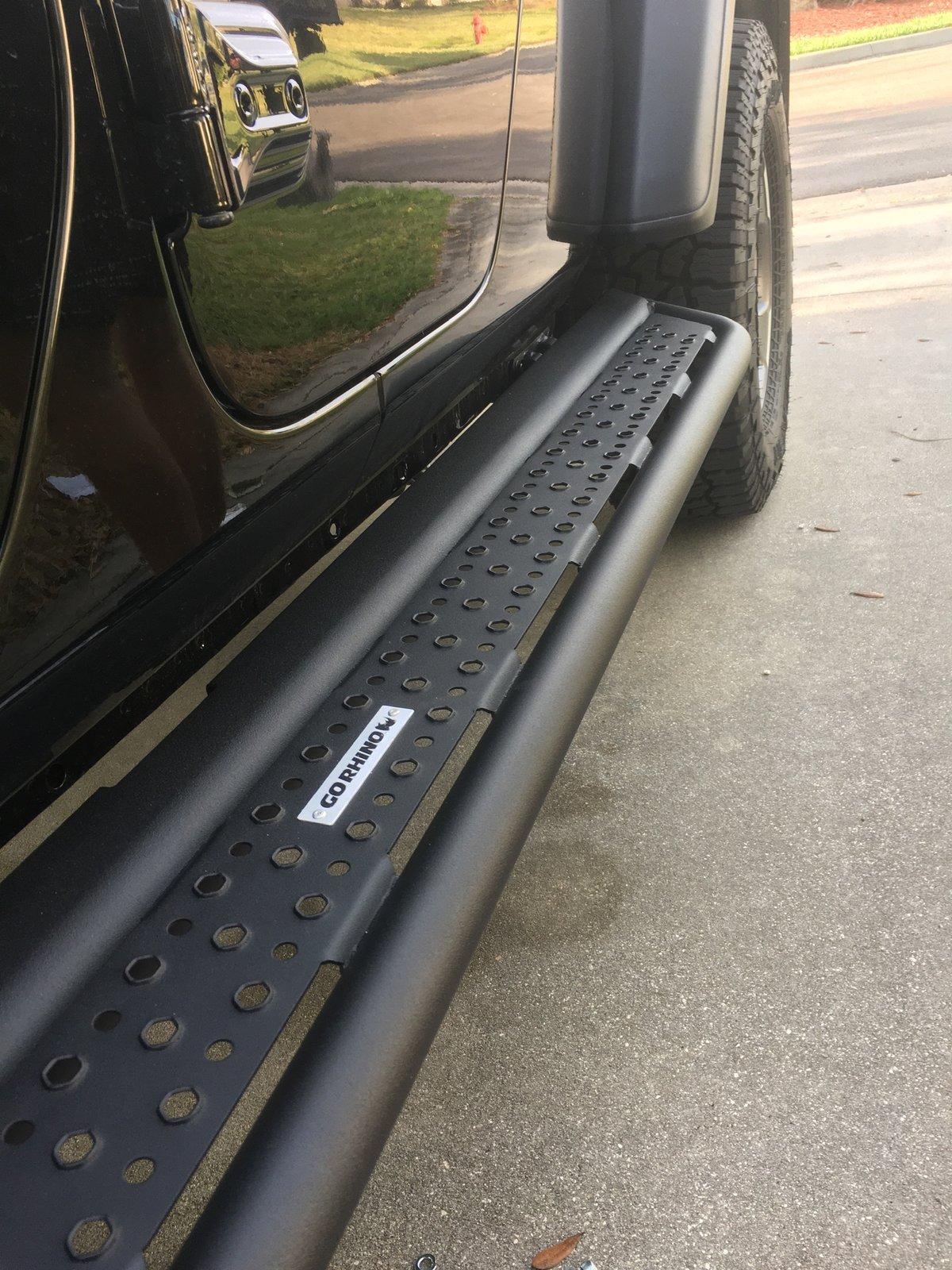 Jeep Gladiator Which of these 4 different sliders would you pick or have on your Gladiator: FD62FB36-E464-46C3-808D-3D25CAC8340B