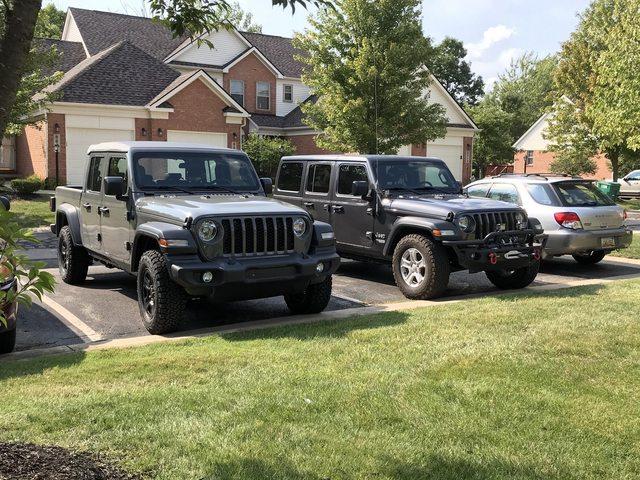 Jeep Gladiator 265/70/R17 BFG KO2 on Sport base JzSEbkBl