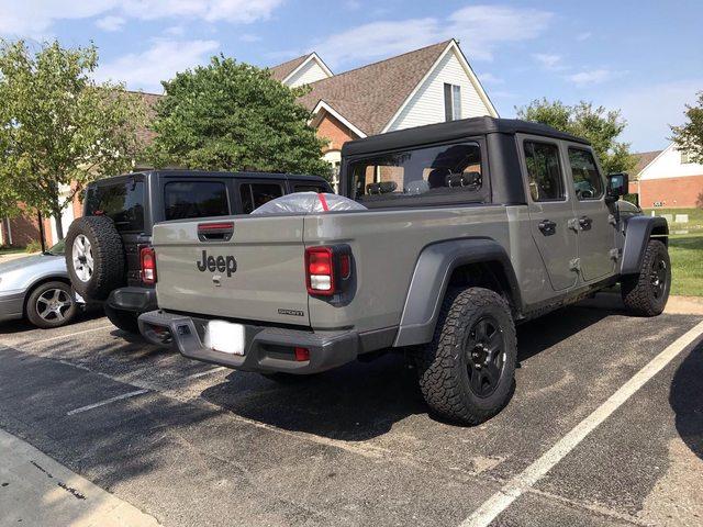 Jeep Gladiator 265/70/R17 BFG KO2 on Sport base bfjffGgl