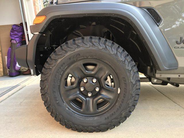 Jeep Gladiator 265/70/R17 BFG KO2 on Sport base 5CBSvEJl