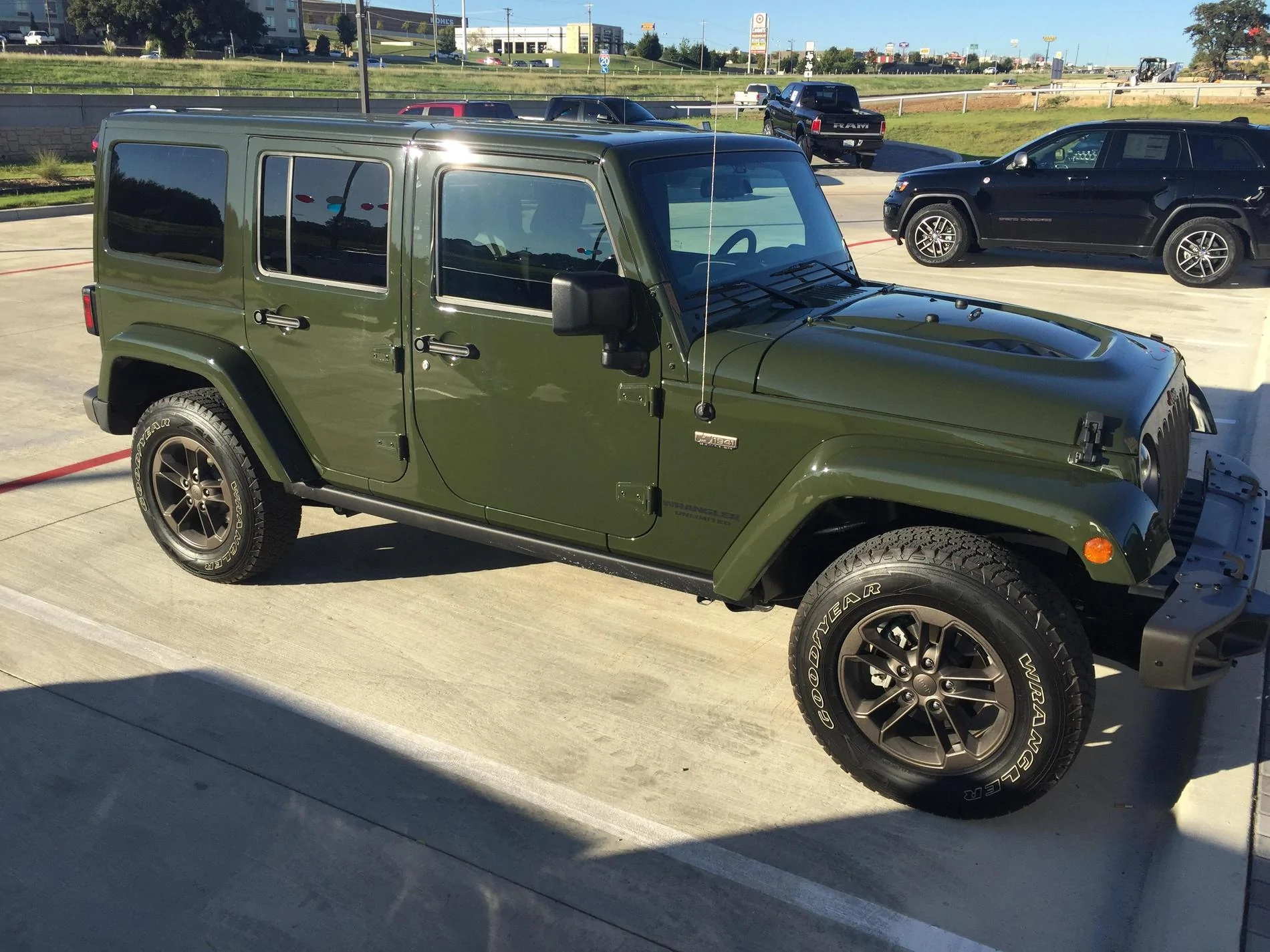 Jeep Gladiator 2021 Jeep Gladiator Build & Price is UP c5k1iby3m8z01