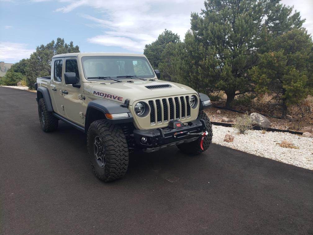 Jeep Gladiator Let's see those Mojave's and Mods Mojave bumper 2