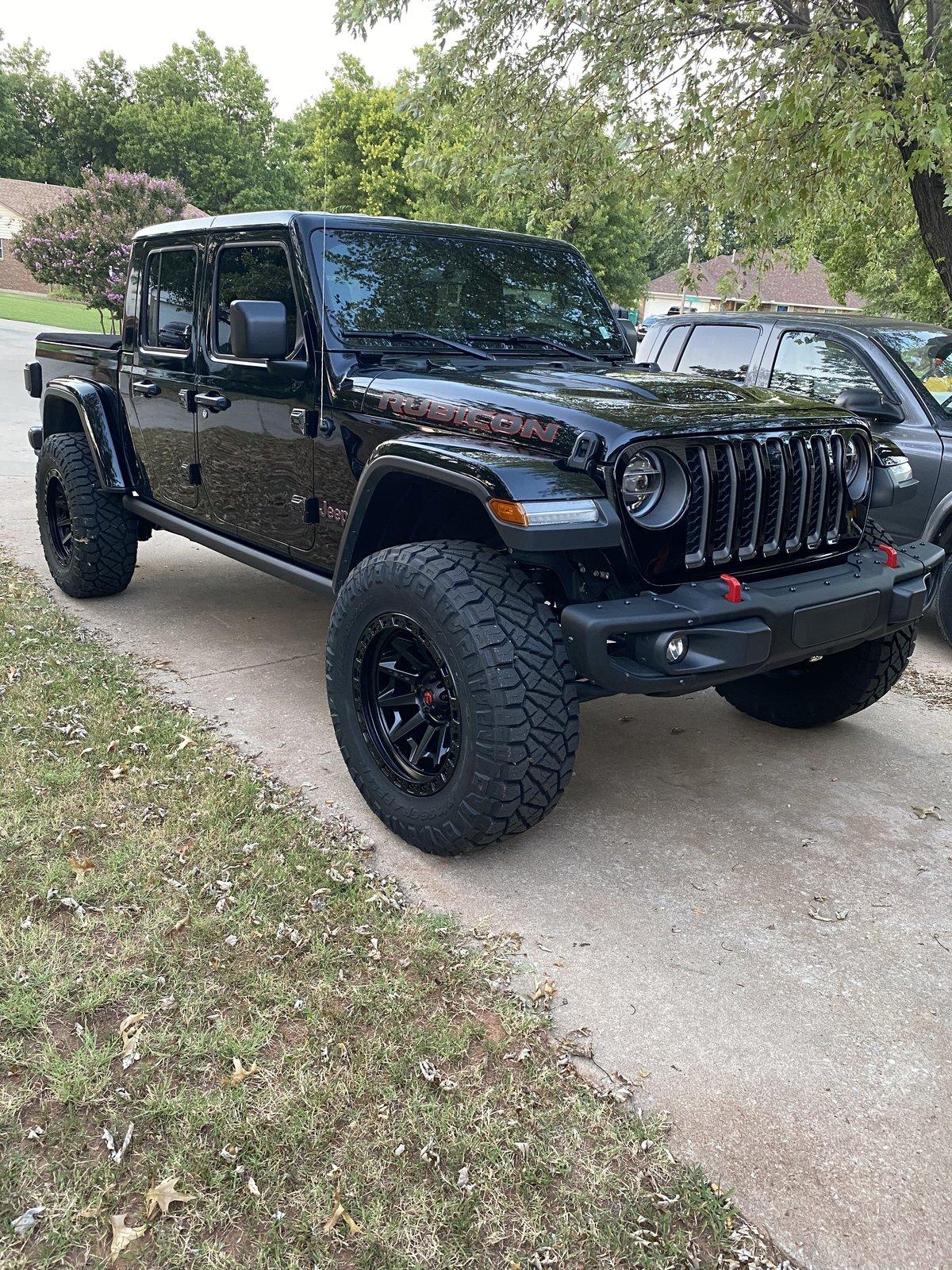 Jeep Gladiator Gladiators on Mopar 2" Lift Kit A255B1F1-DDE7-4BD3-9E8E-EA9BF1AB9A94