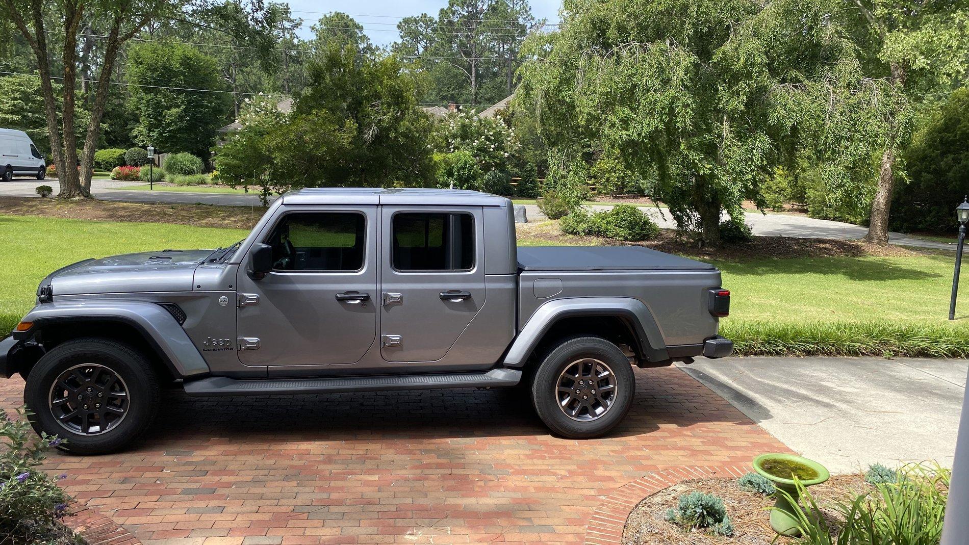 Jeep Gladiator Second Gladiator BC3E9872-2489-4E35-AE26-93EB9CEC9A1A_1_201_a