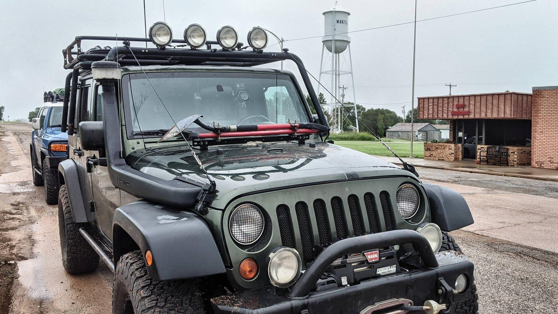 Jeep Gladiator Movies that used Jeep Pickups ! TransAmerica Trail--OK, Aug 20, CP_110839, Jeep and Wakita Water Tower